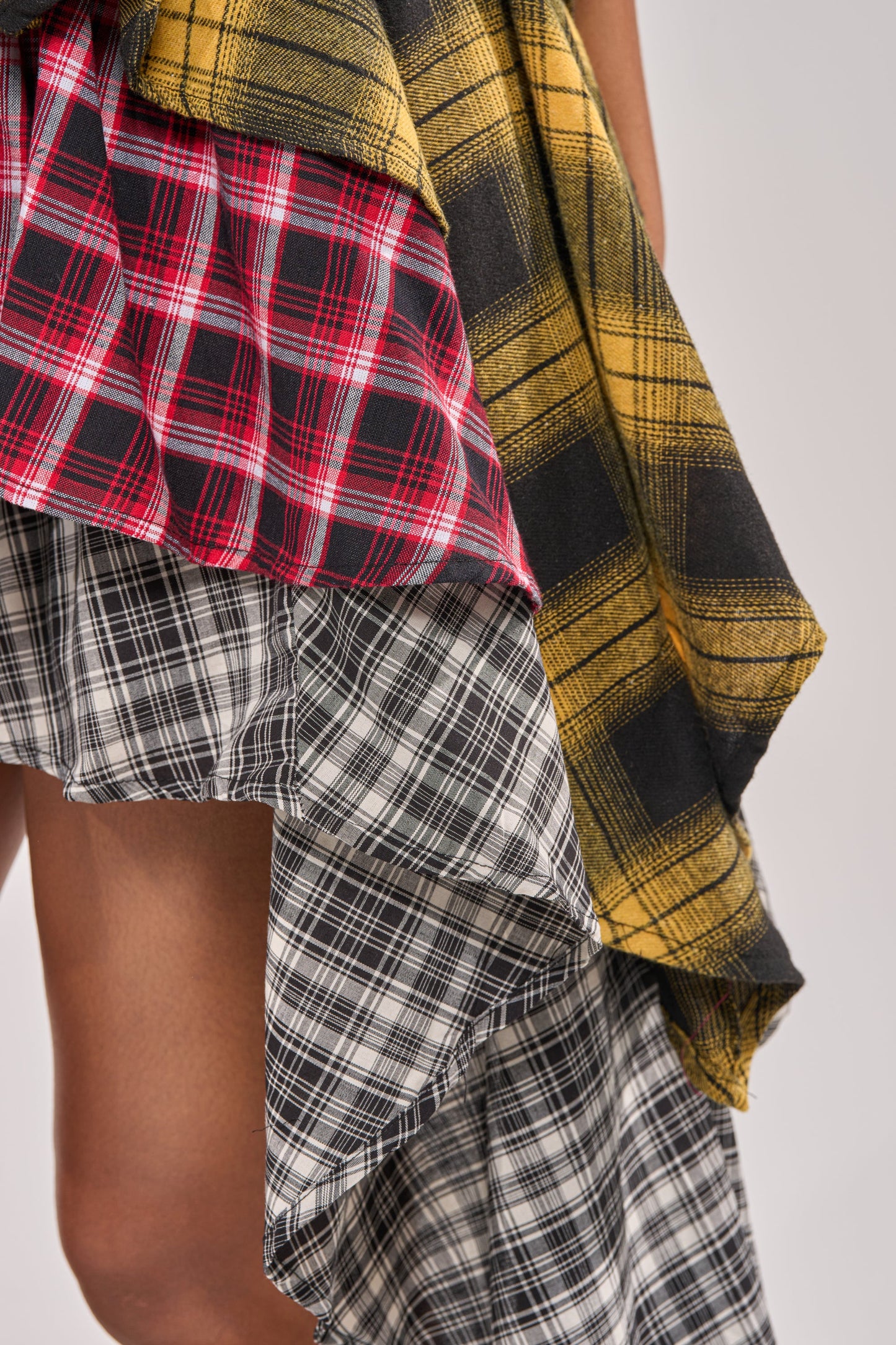 ALL THAT WE HAVE TO DO PLAID MINI SKIRT
