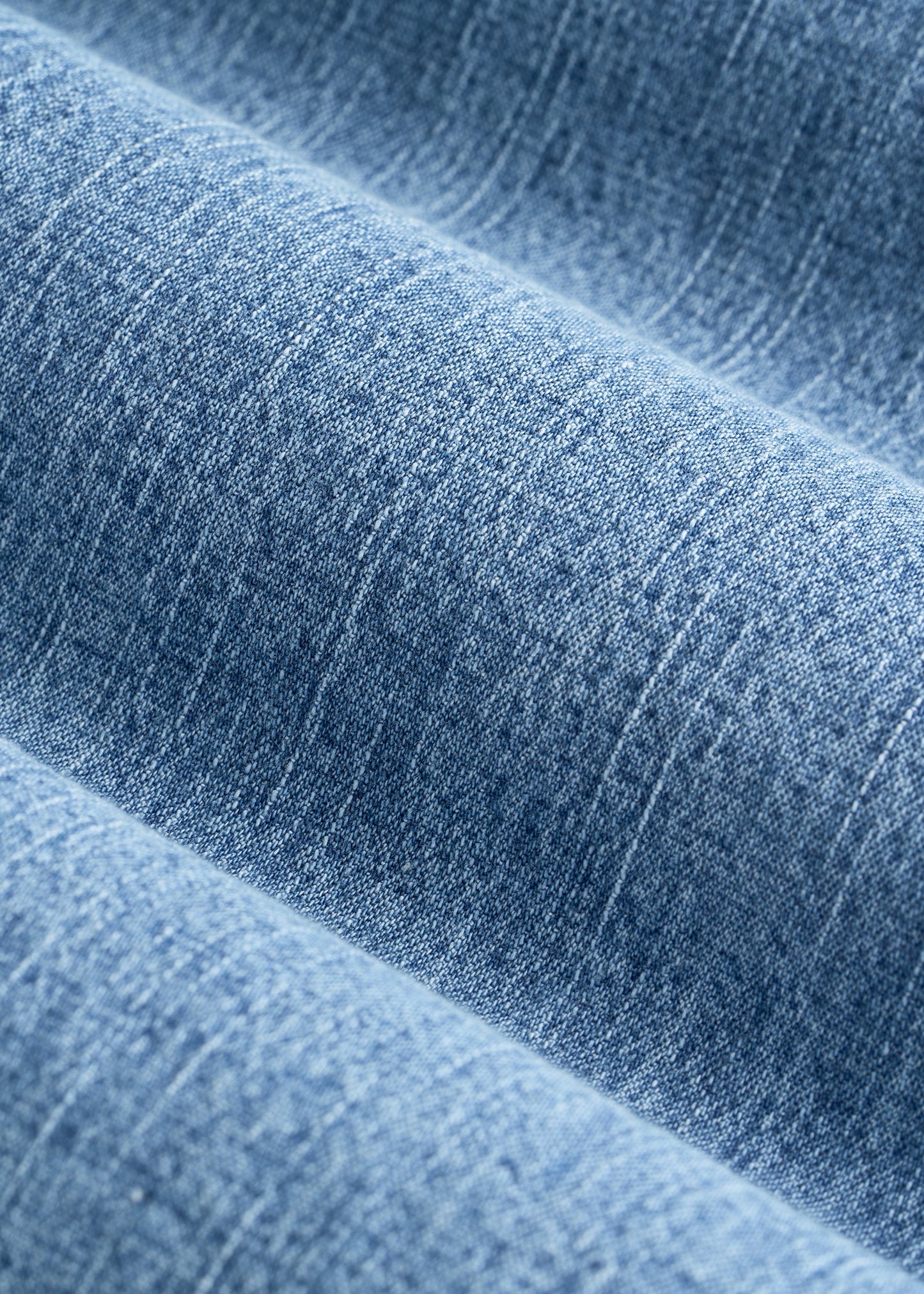 Classic Stretch Denim Shirt for Tall Men in Perfect Blue
