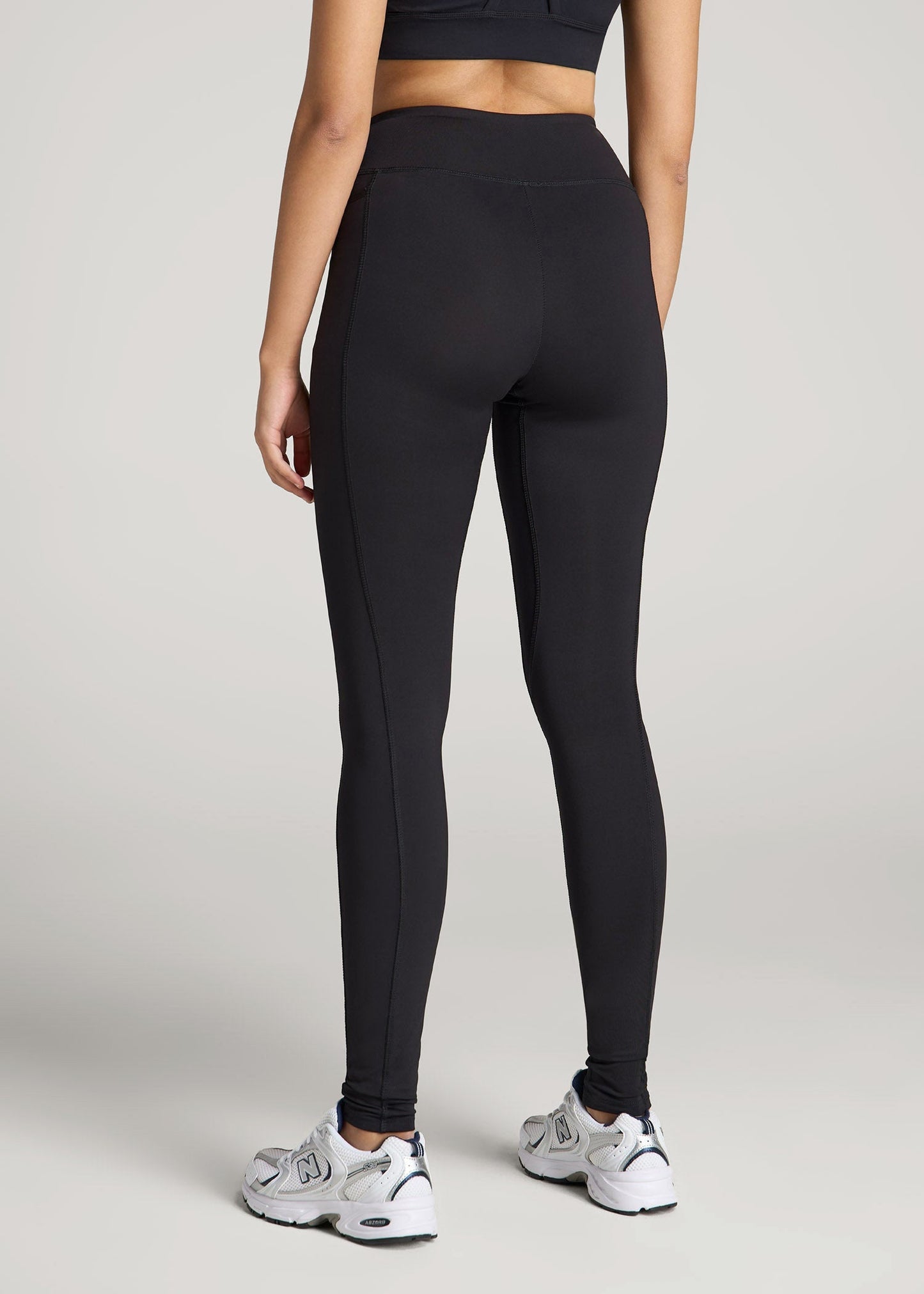 Bella Outer-Pocket Leggings for Tall Women in Black