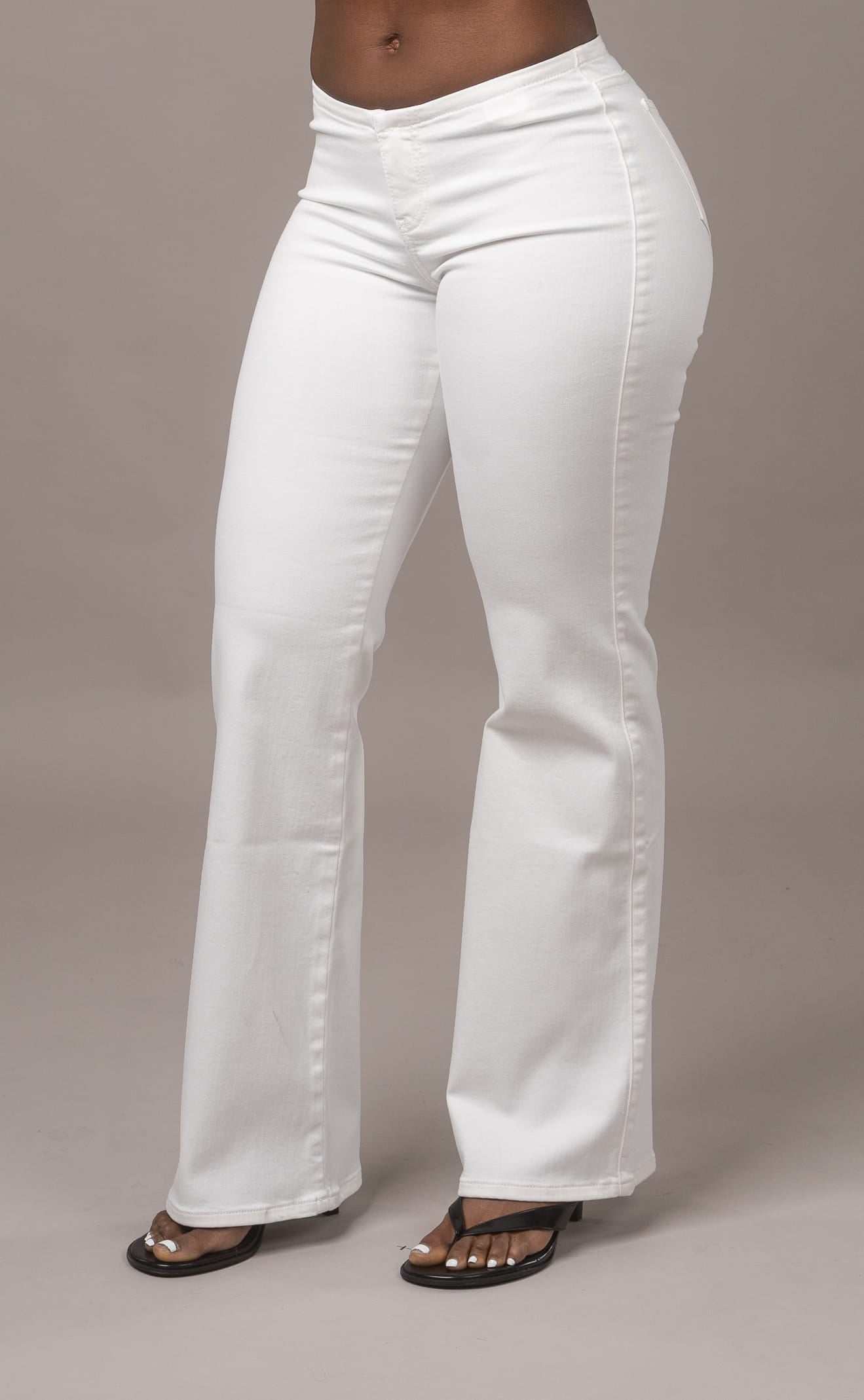 Bare Low Waisted Flared Fitjeans - White