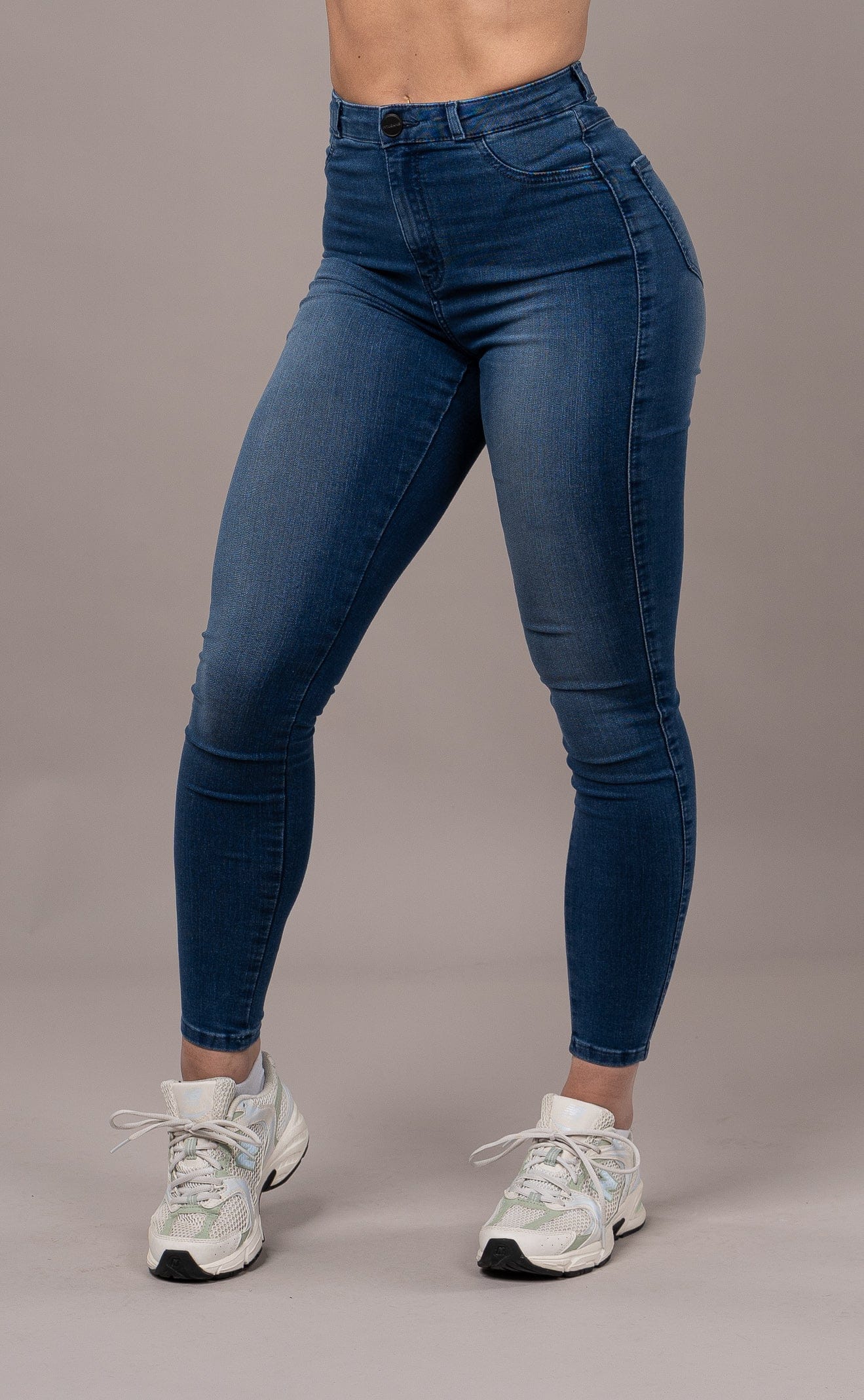 Womens Contour Fitjeans - Azure Blue