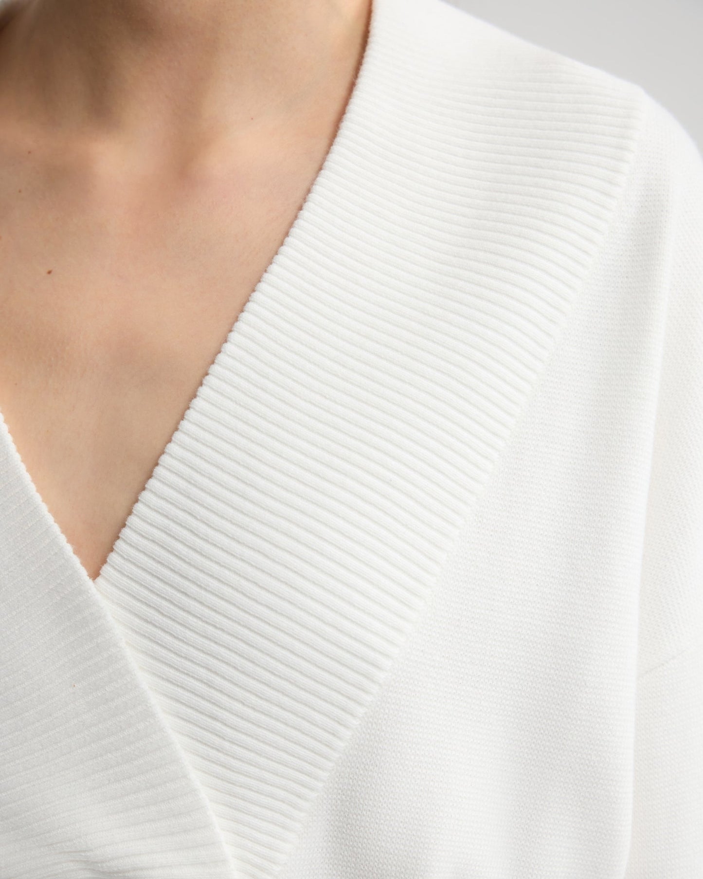 Pia Cotton V-Neck Knit