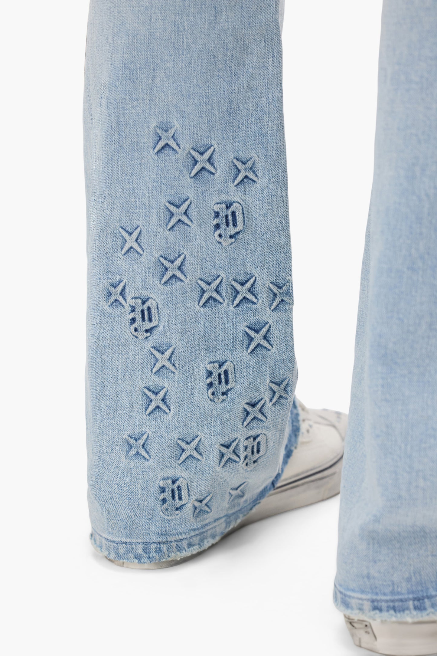P004 Monogram Embossed