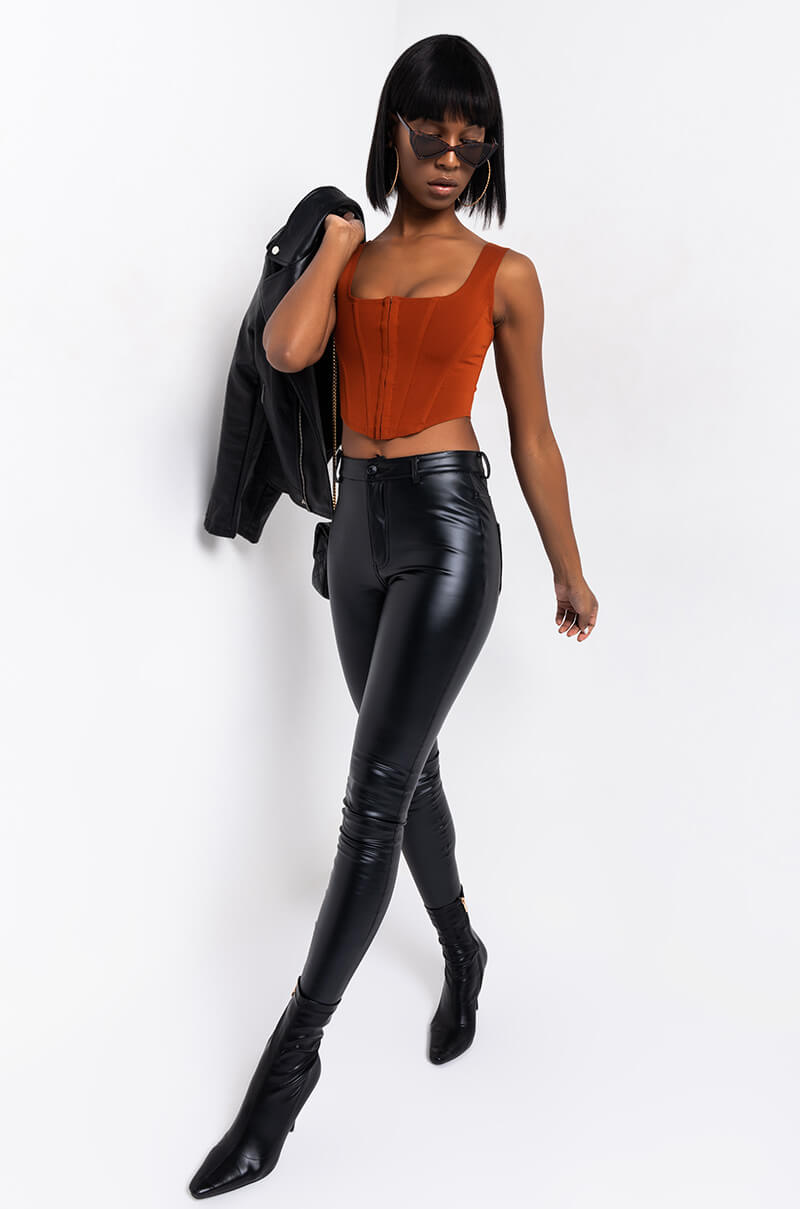 ALL YOU NEED CORSET TOP rust