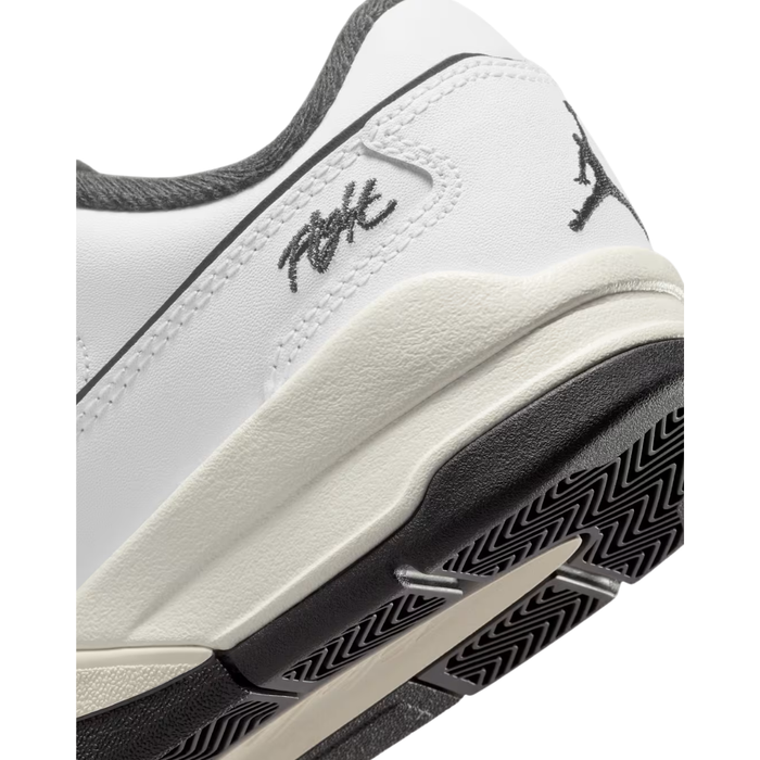 Jordan Flight Court Big Kids' Shoes –HF3333-100