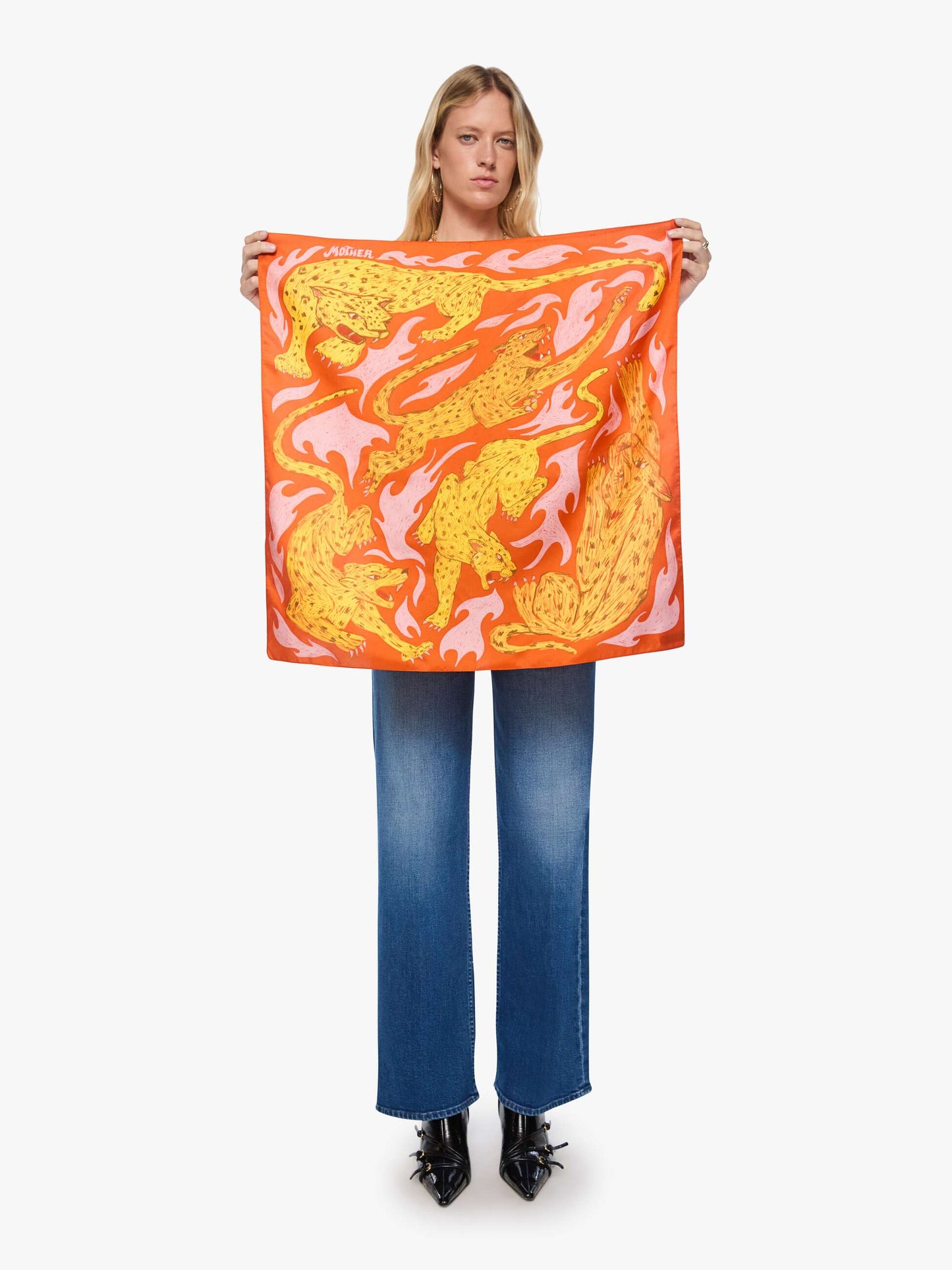 The Scarf It Down - Flaming Hot Cheetahs!