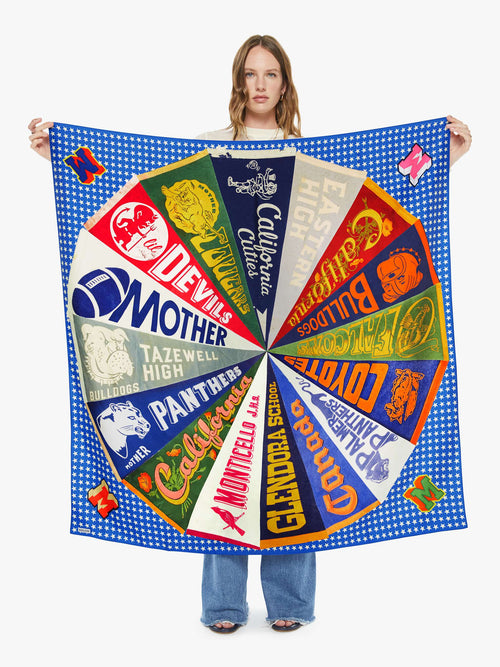 The Scarf It Up - Team Spirit