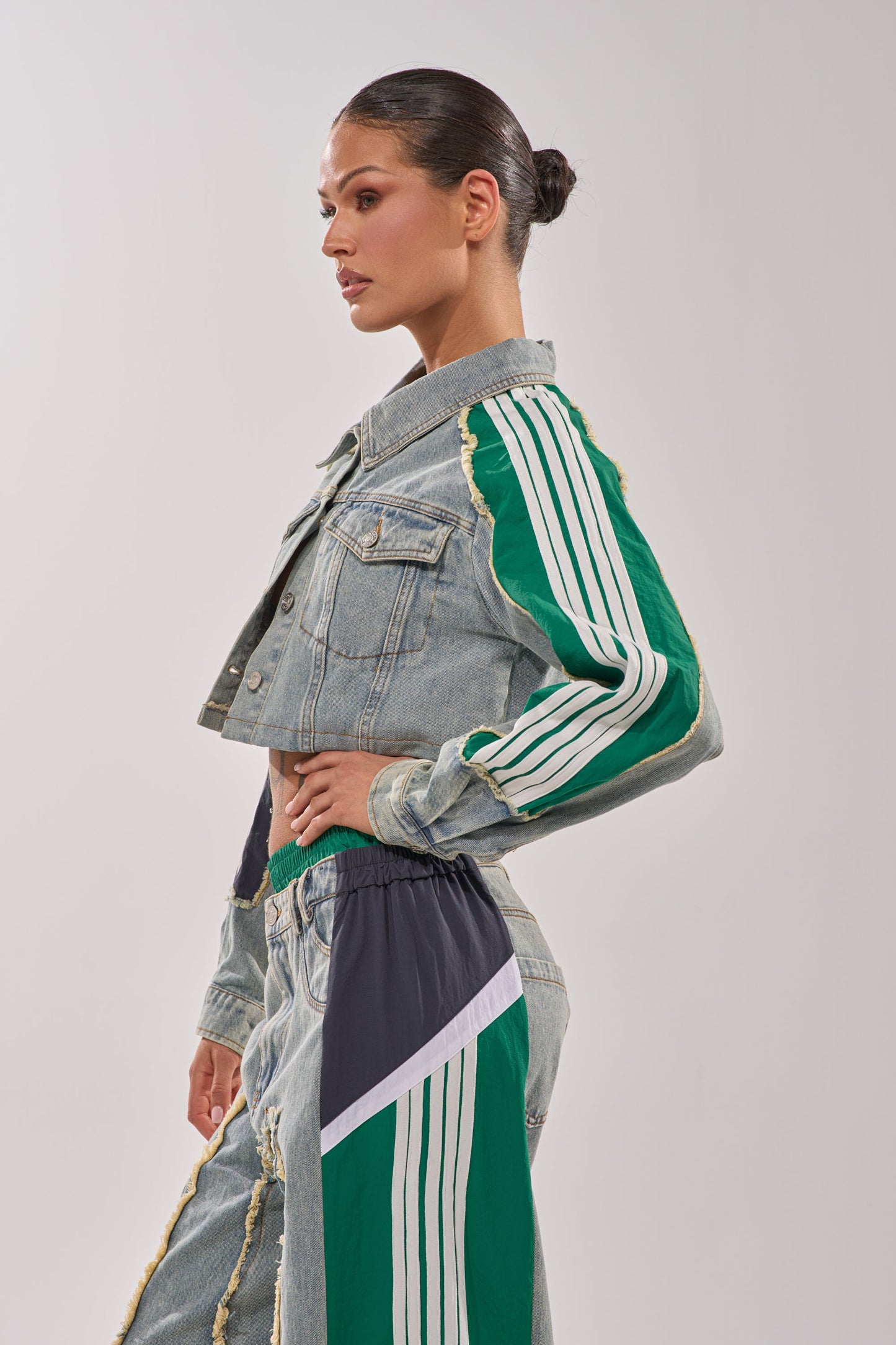 ALL AROUND THE WORLD DENIM JACKET
