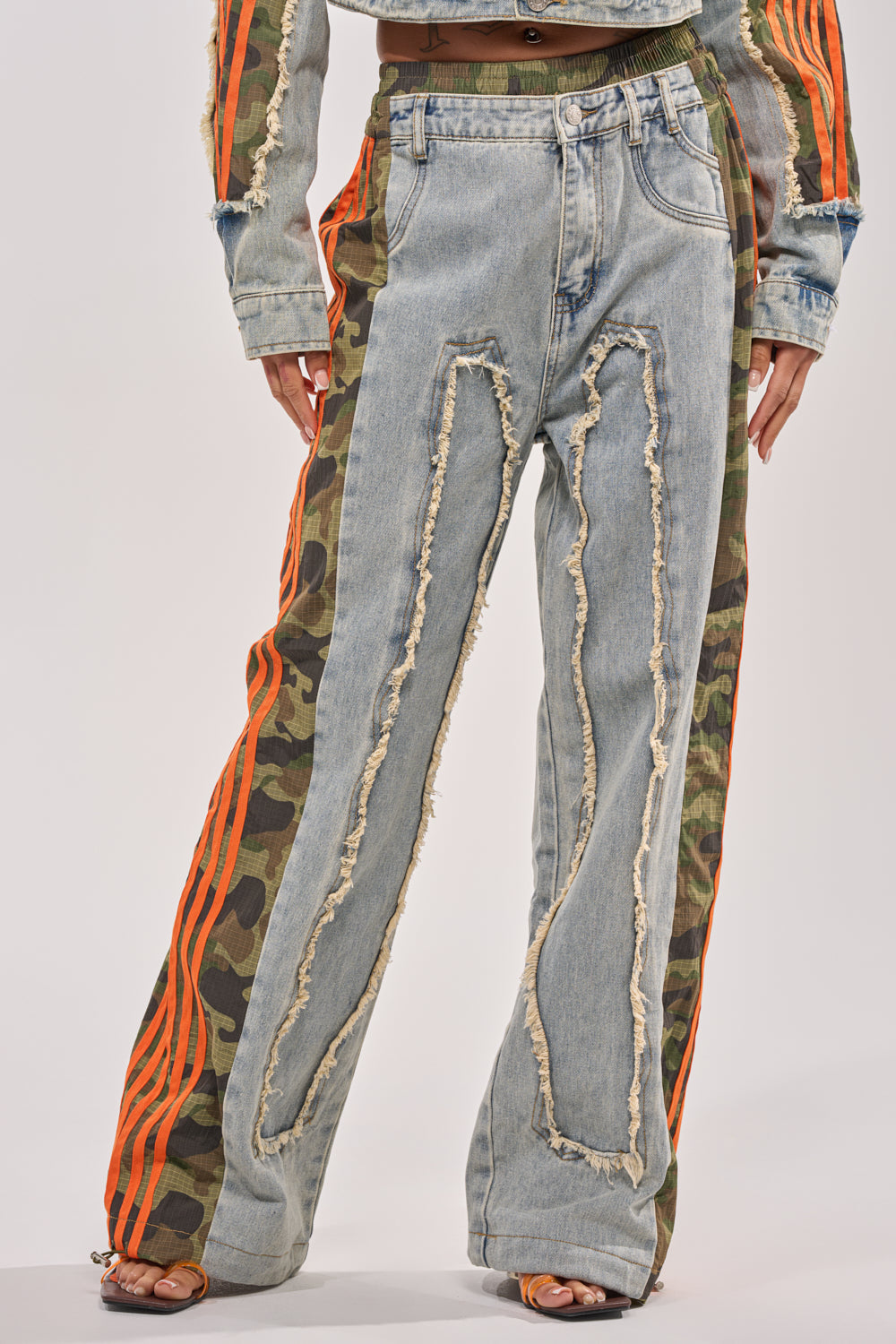 ALL AROUND THE WORLD AGAIN RELAXED FIT DENIM