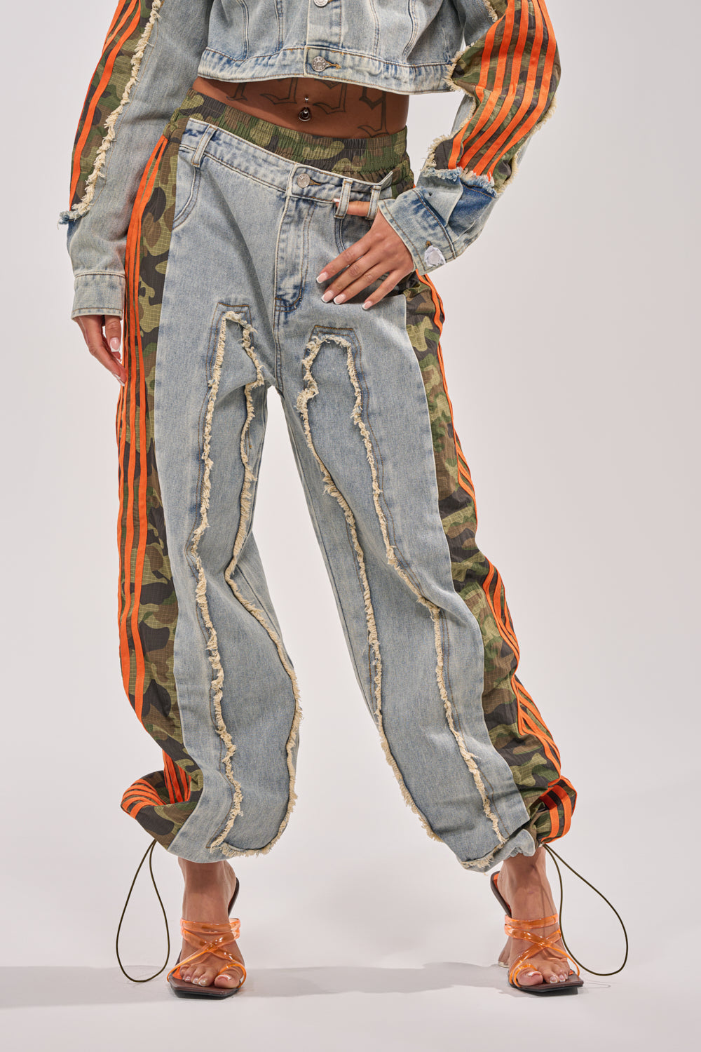 ALL AROUND THE WORLD AGAIN RELAXED FIT DENIM