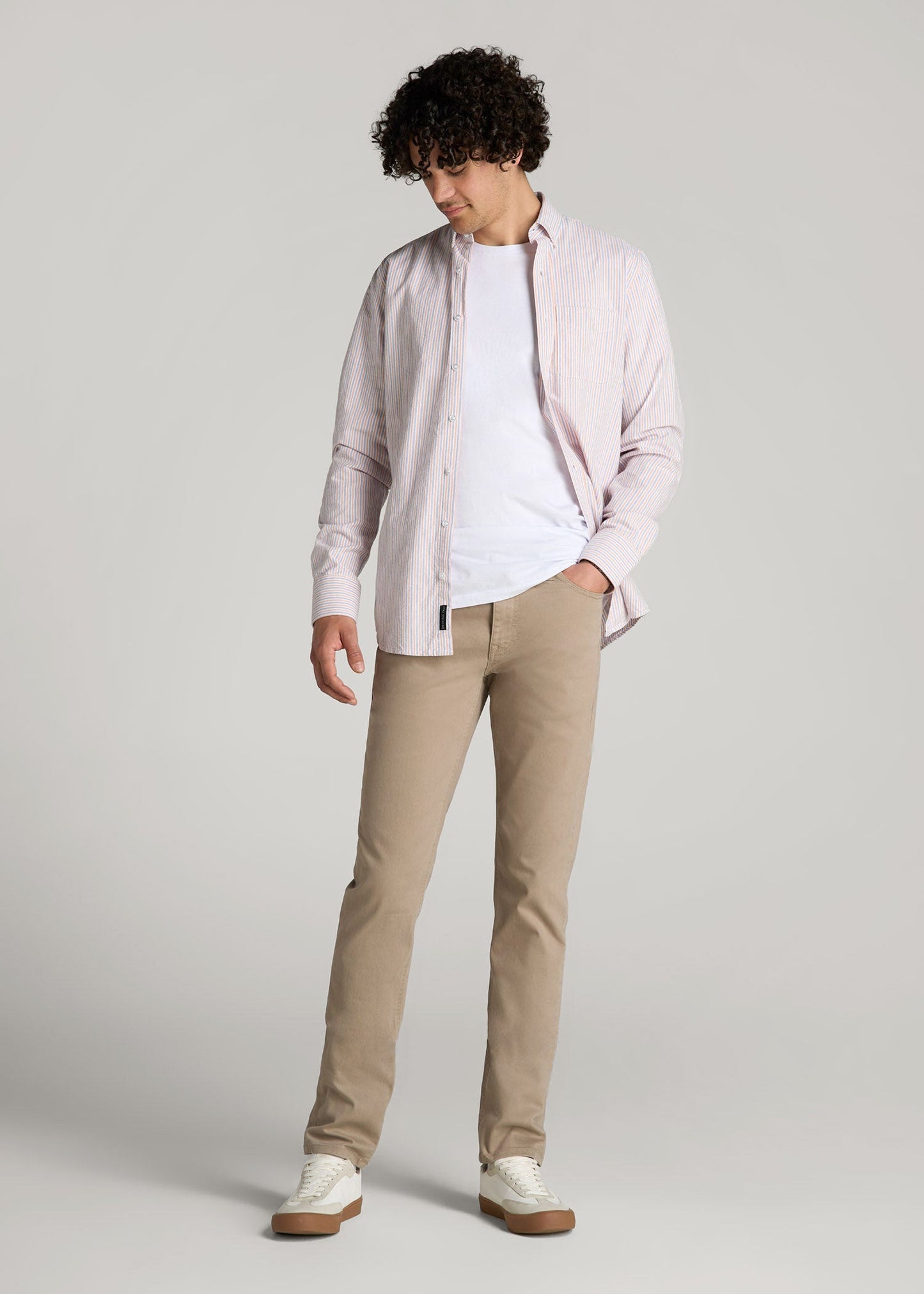 Dylan Slim Fit Colored Jeans for Tall Men in Clay Wash