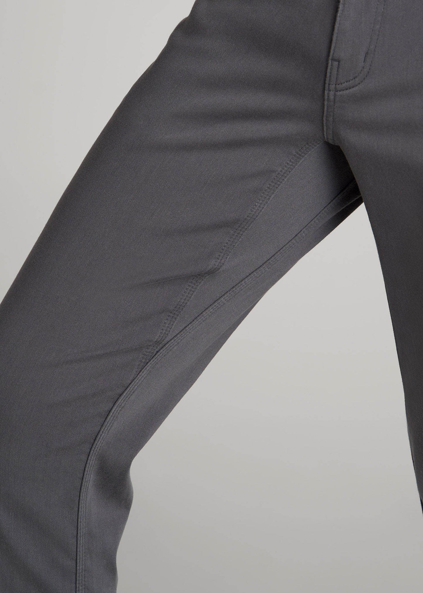 Everyday Comfort 5-Pocket TAPERED-FIT Pant for Tall Men in Iron Grey