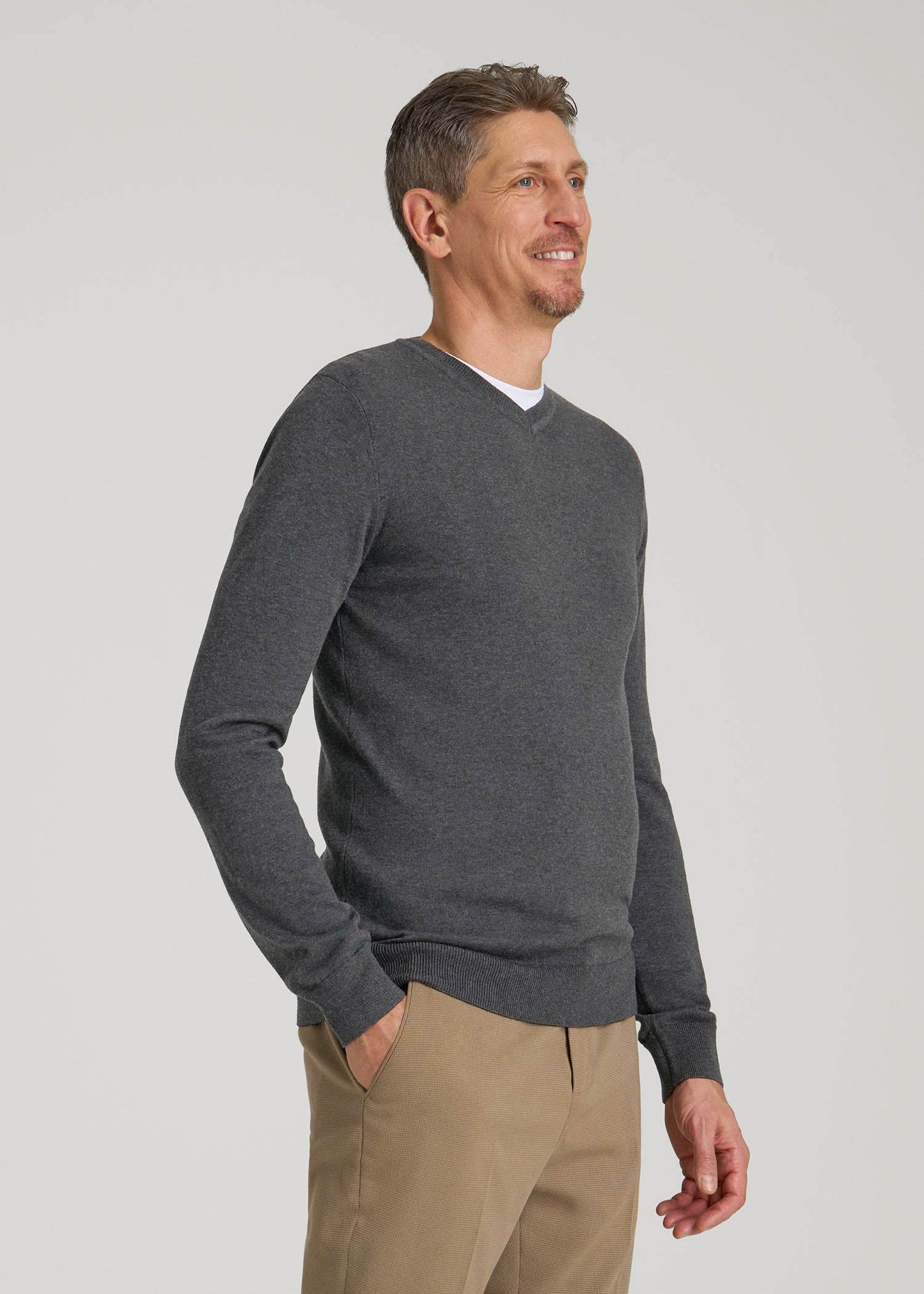 Everyday V-Neck Sweater for Tall Men in Charcoal Mix