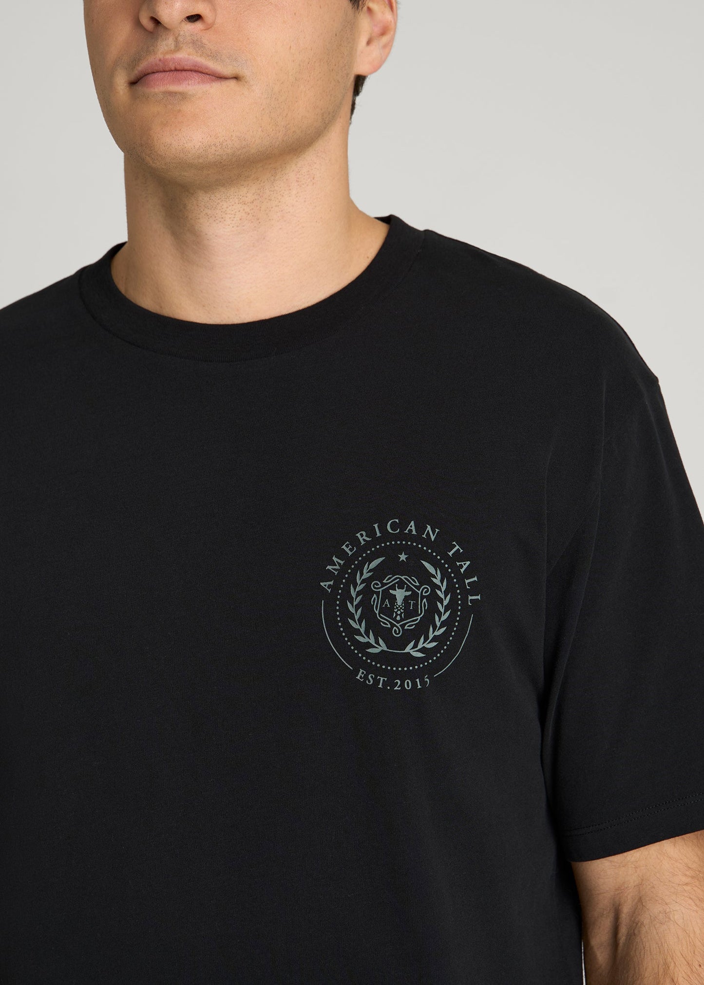 Crest Graphic Tee for Tall Men in Black