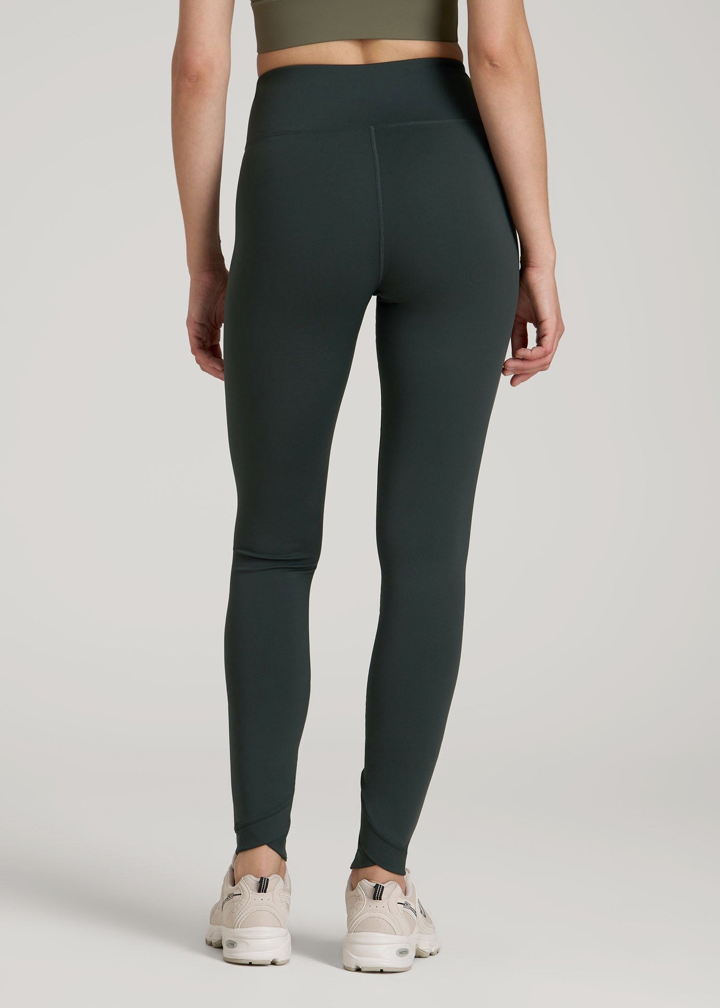 Balance Cross Over Leggings for Tall Women in Pine Grove