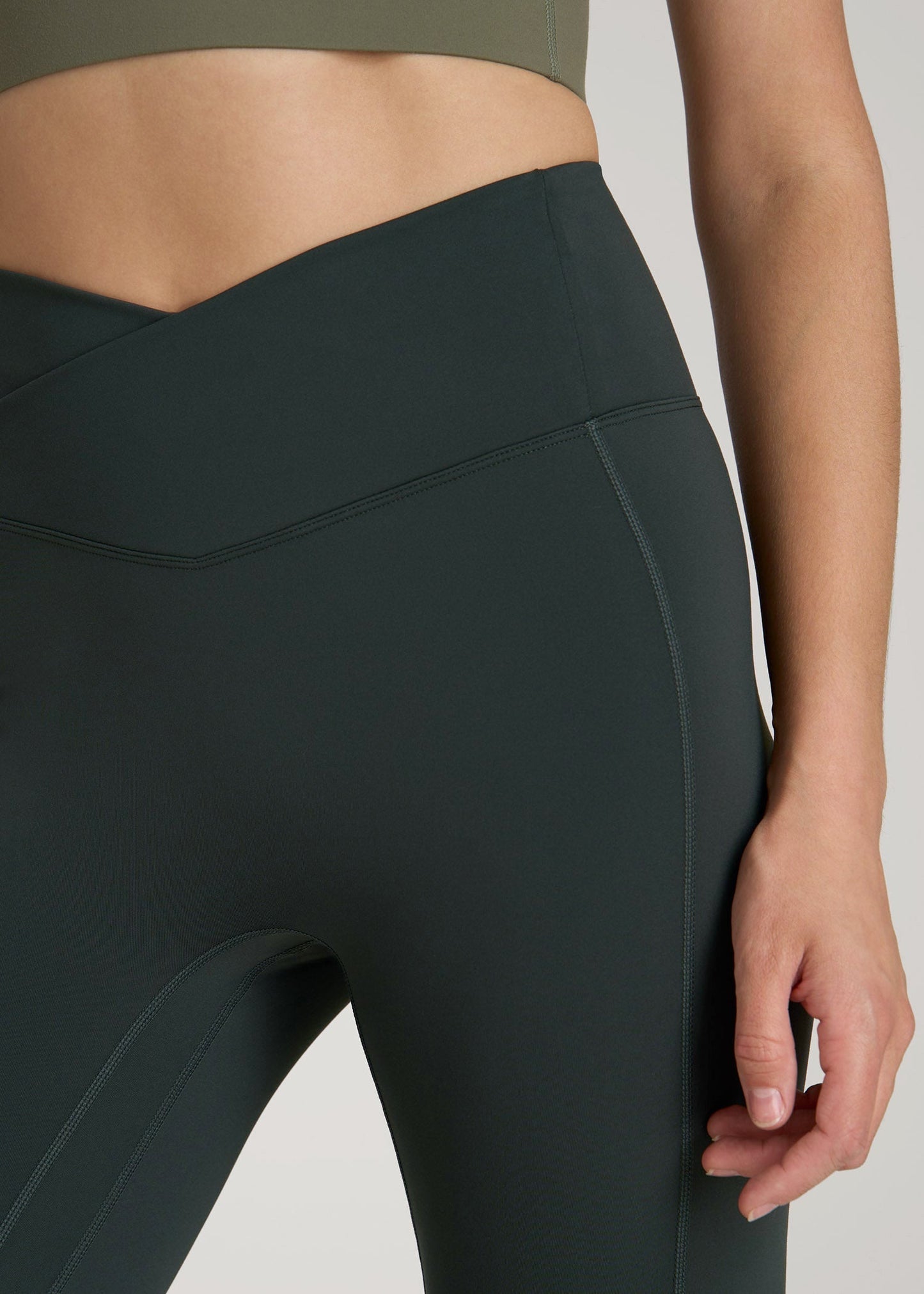 Balance Cross Over Leggings for Tall Women in Pine Grove