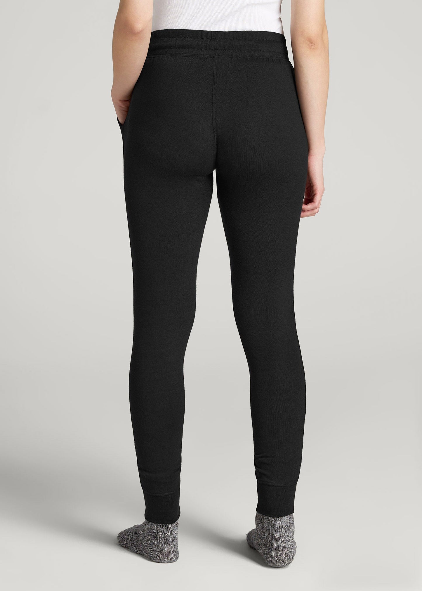 Cozy Lounge Joggers for Tall Women in Black