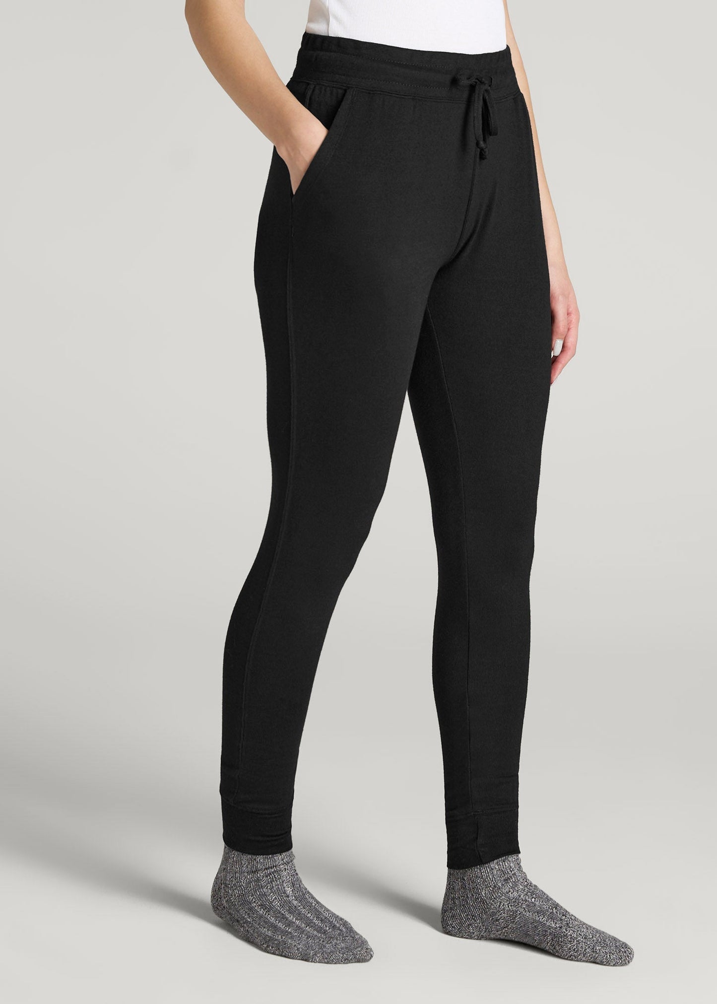 Cozy Lounge Joggers for Tall Women in Black