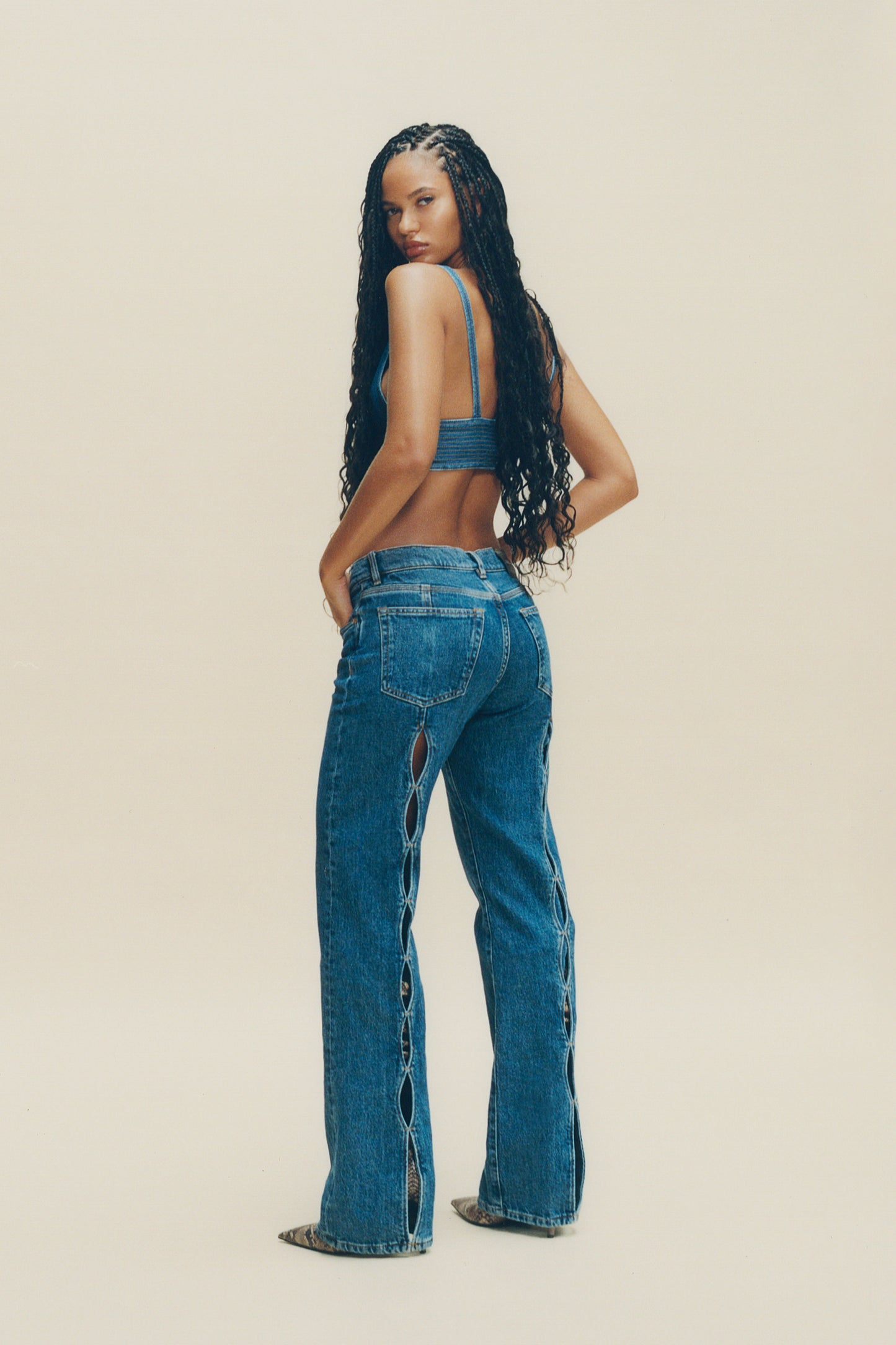 Slim Straight Back Cut Out