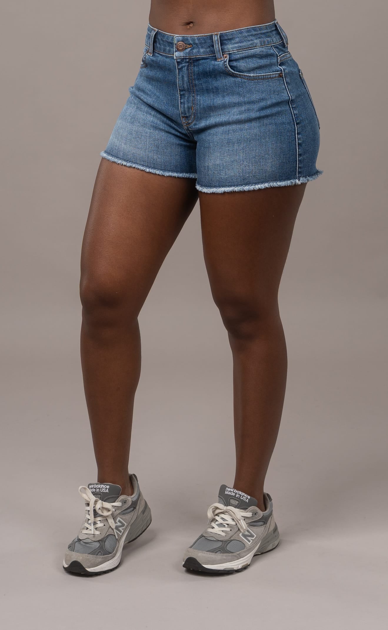 Womens Everyday Denim Shorts - Mid Blue