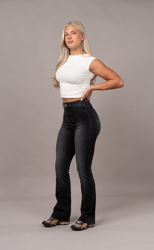Womens Flared Fitjeans - Worn Black