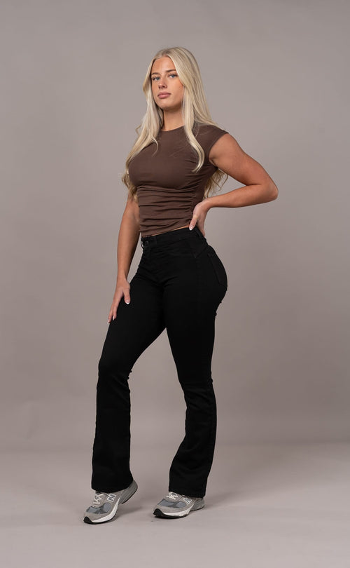 Womens Flared Mid Waisted Fitjeans - Black