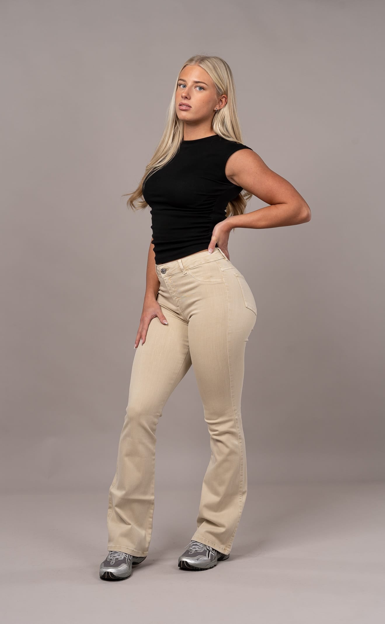 Womens Pastel Flared Mid Waisted Fitjeans - Sand