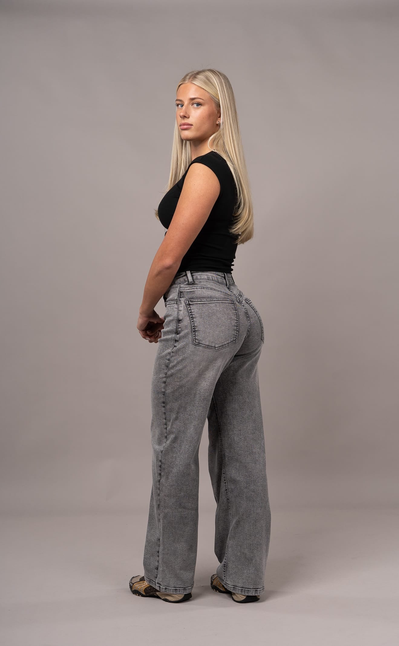 Womens Baggy Fitjeans - Heavy Washed Grey