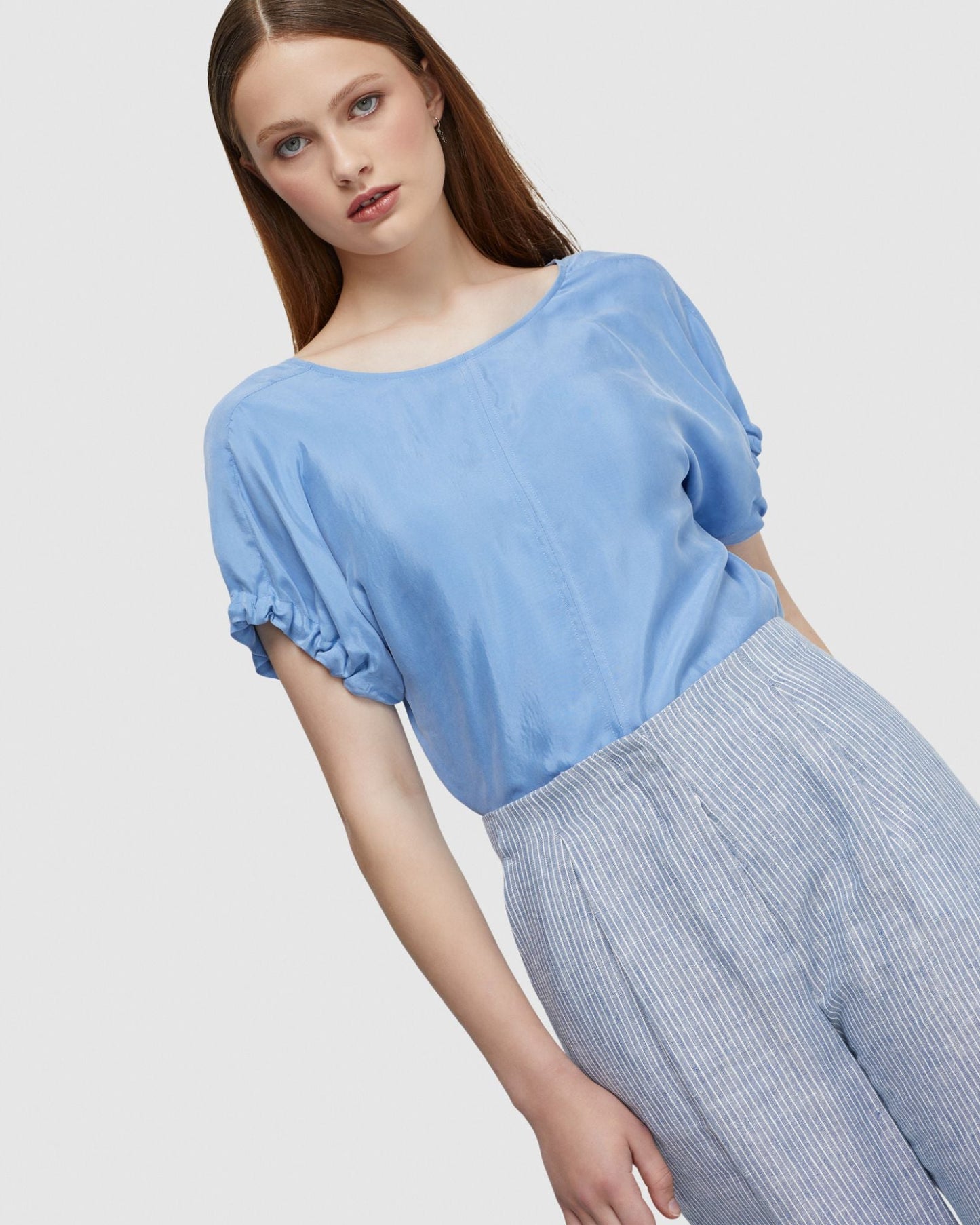 Edie Fluid Top
