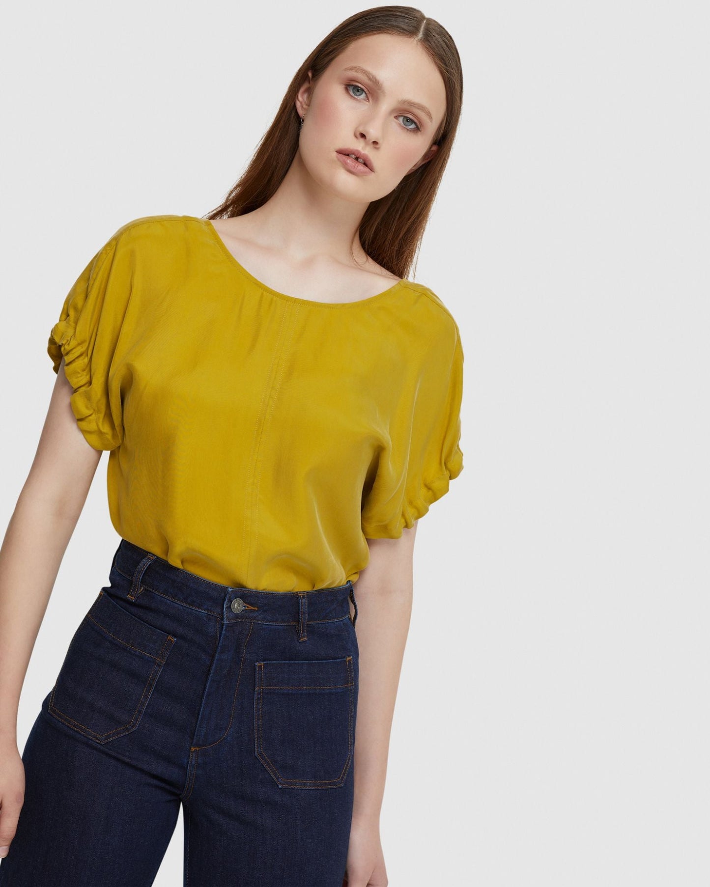 Edie Fluid Top