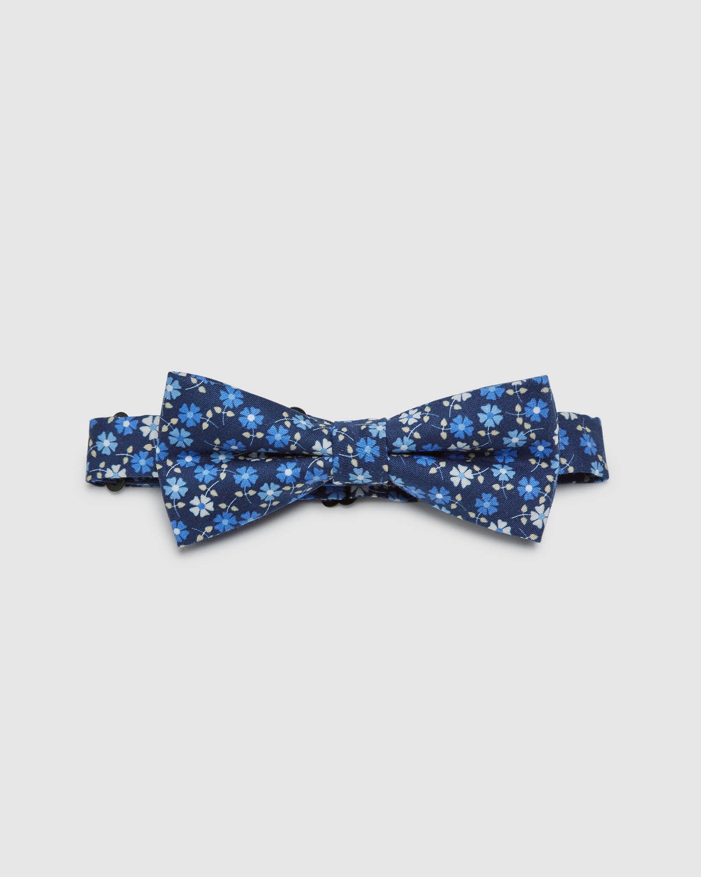Cotton Ditzy Floral Bow Tie