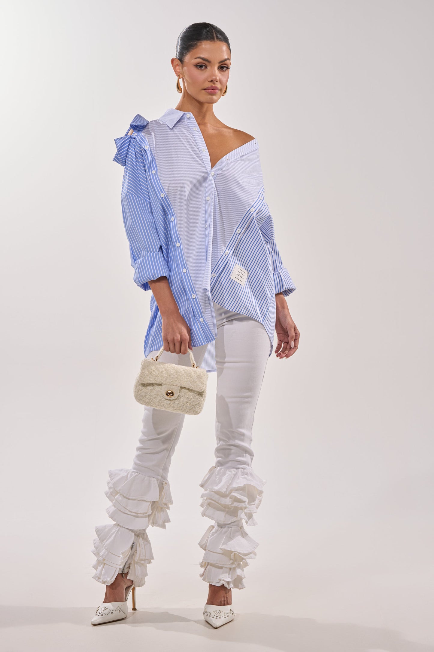 ALL OVER THE PLACE BLUE STRIPED BUTTON DOWN
