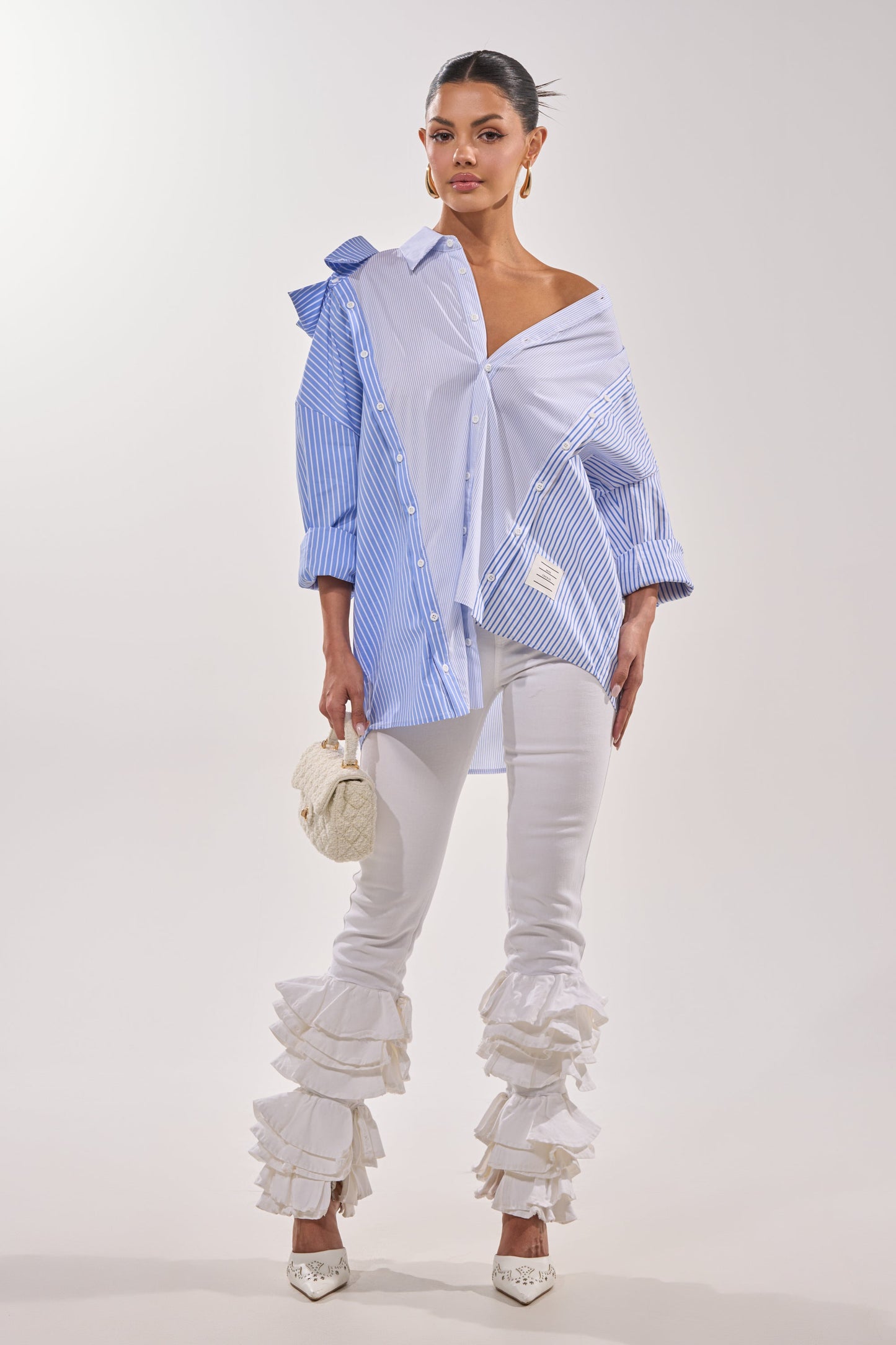 ALL OVER THE PLACE BLUE STRIPED BUTTON DOWN