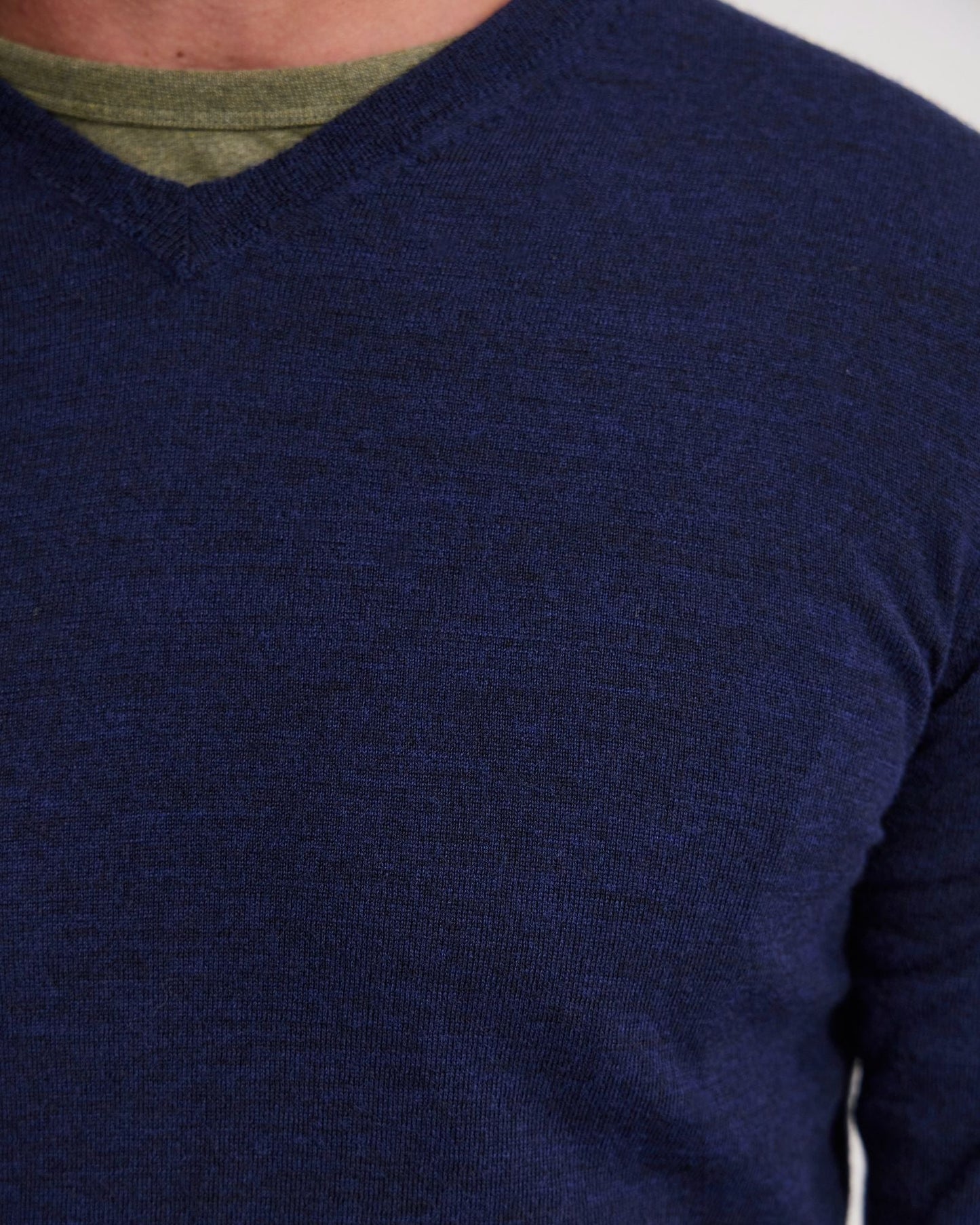 Basic V-Neck Pure Wool Pullover