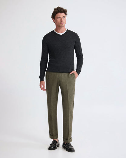 Basic V-Neck Pure Wool Pullover