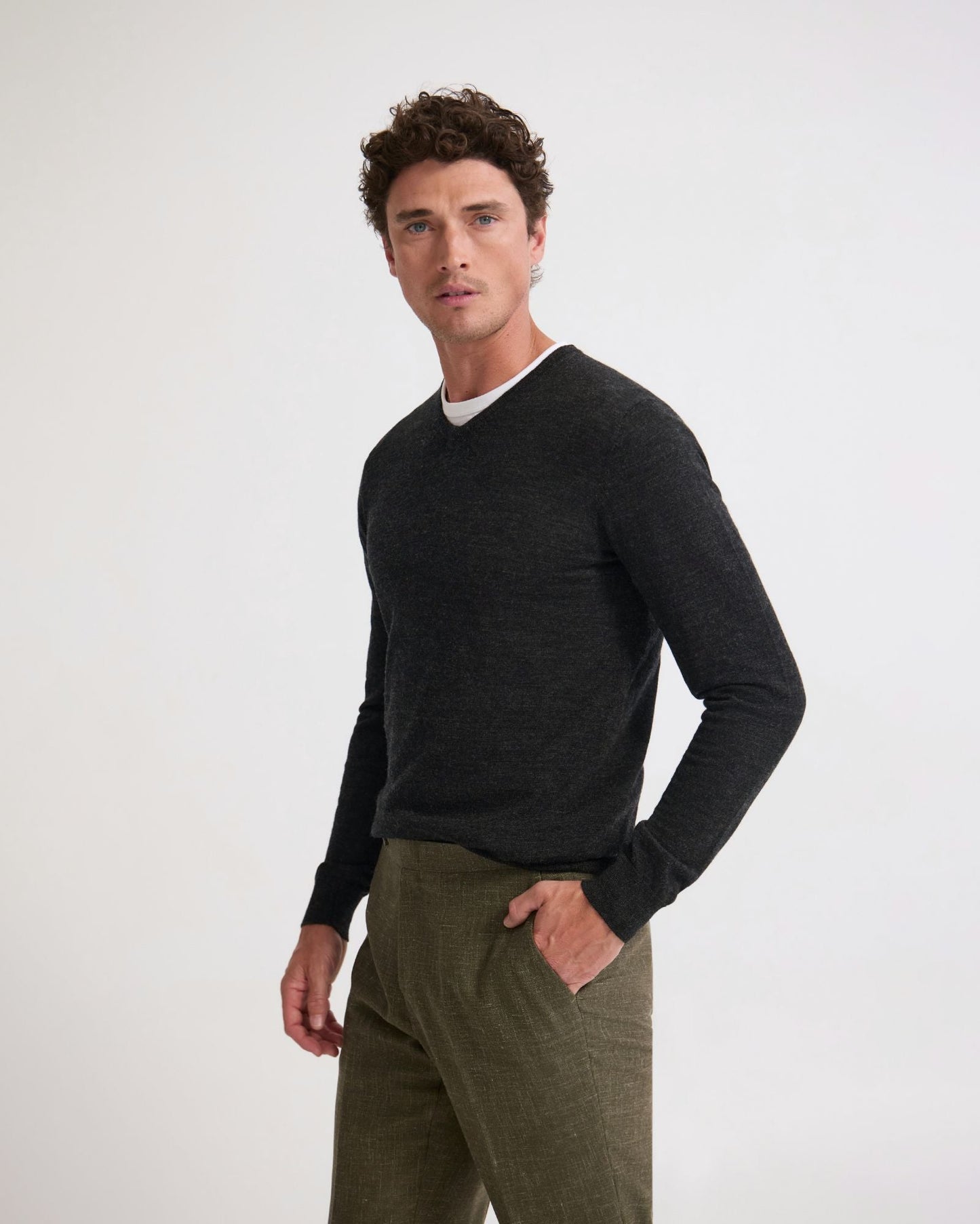 Basic V-Neck Pure Wool Pullover