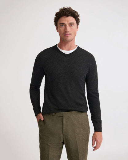 Basic V-Neck Pure Wool Pullover