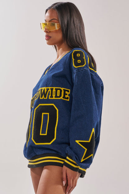 ALL AROUND THE WORLD DENIM SWEATSHIRT IN DARK BLUE