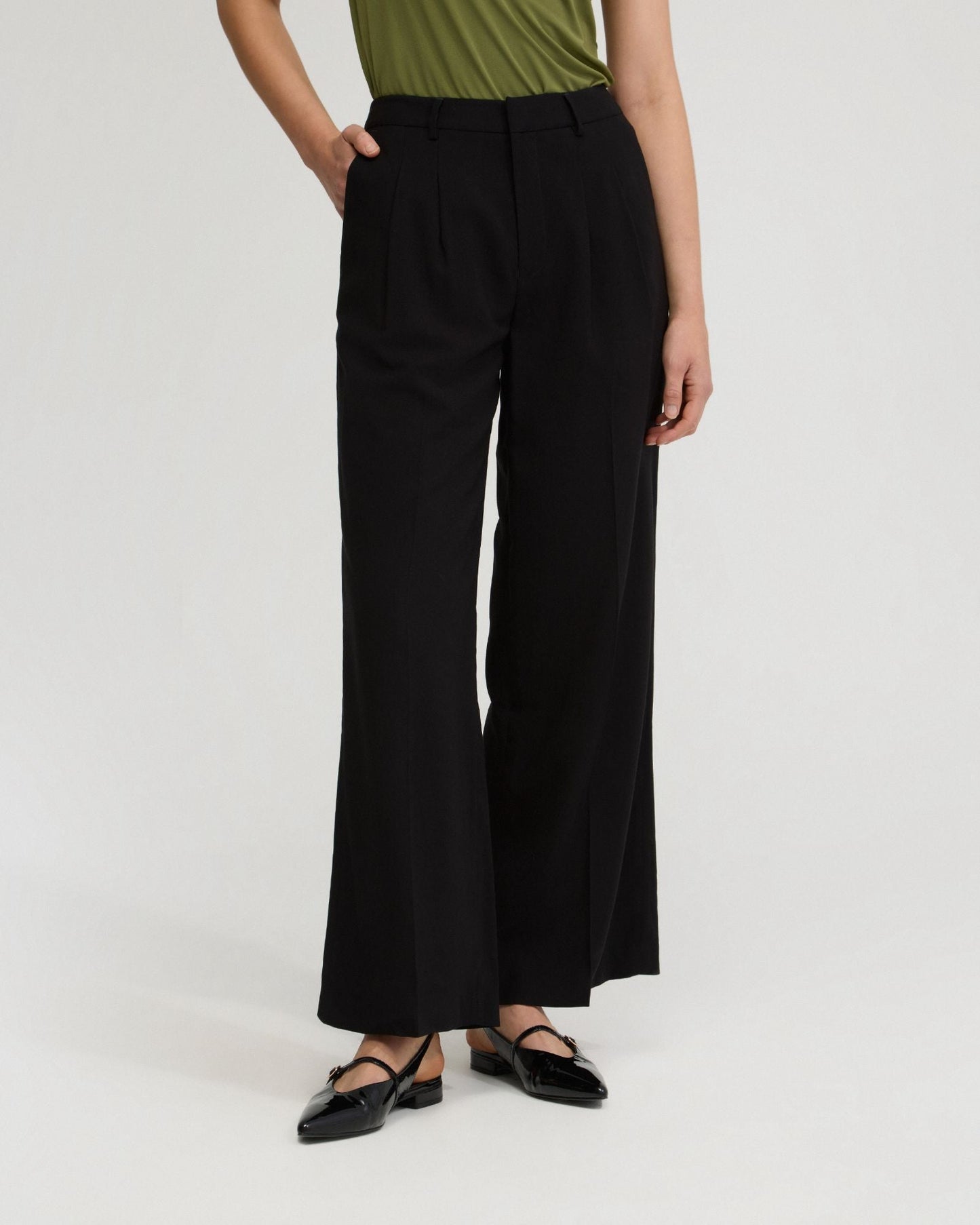 Sonia Pleat Front Pants