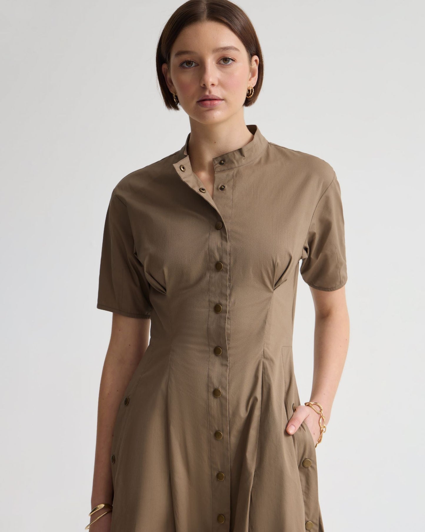 Olyvia Snaps Midi Dress