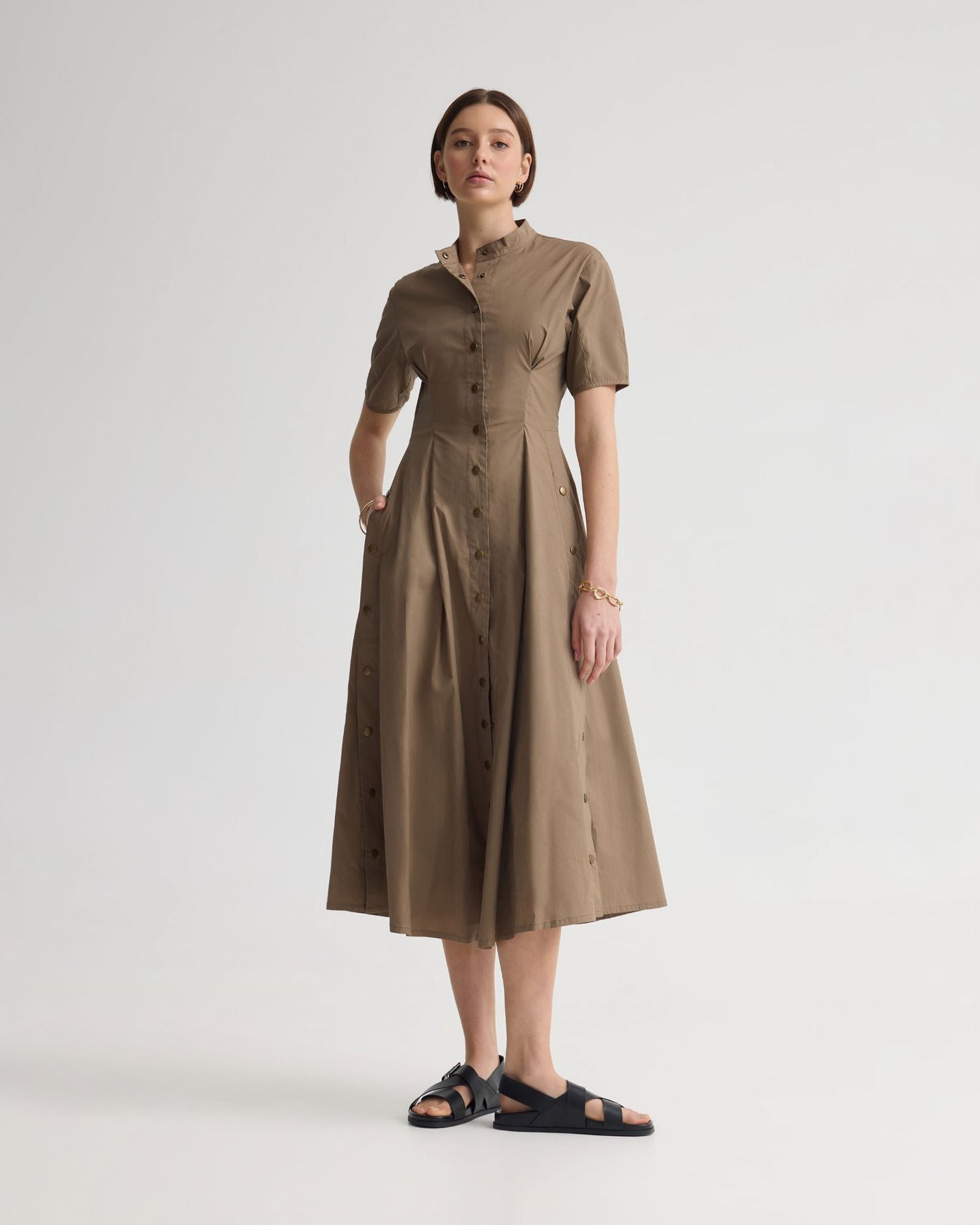 Olyvia Snaps Midi Dress