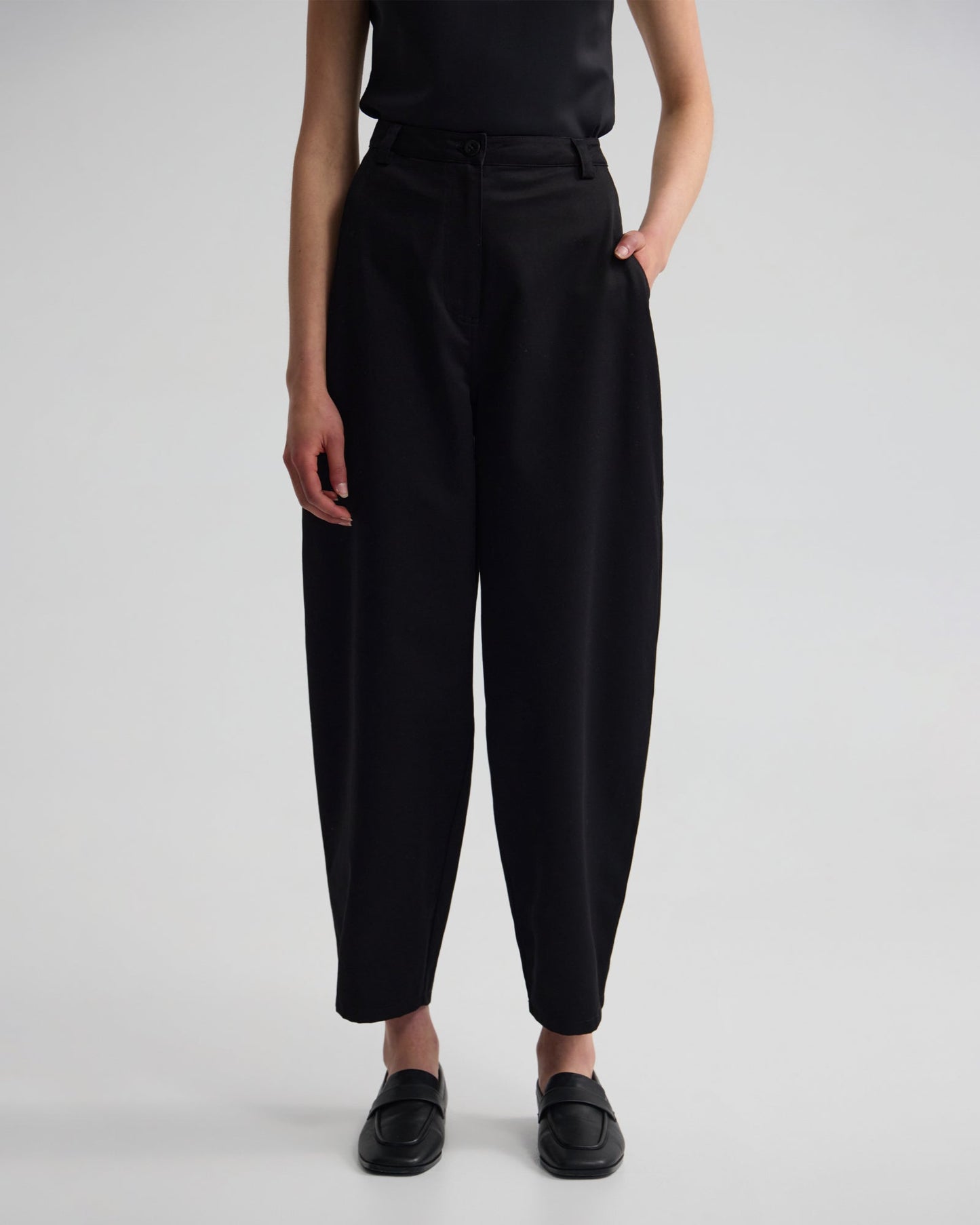 Etta Barrel Leg Cotton Pant