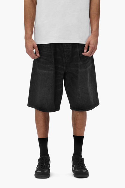 P059 Pleated Short
