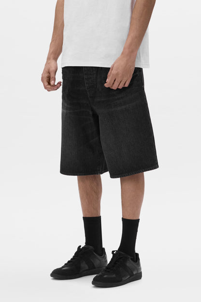 P059 Pleated Short