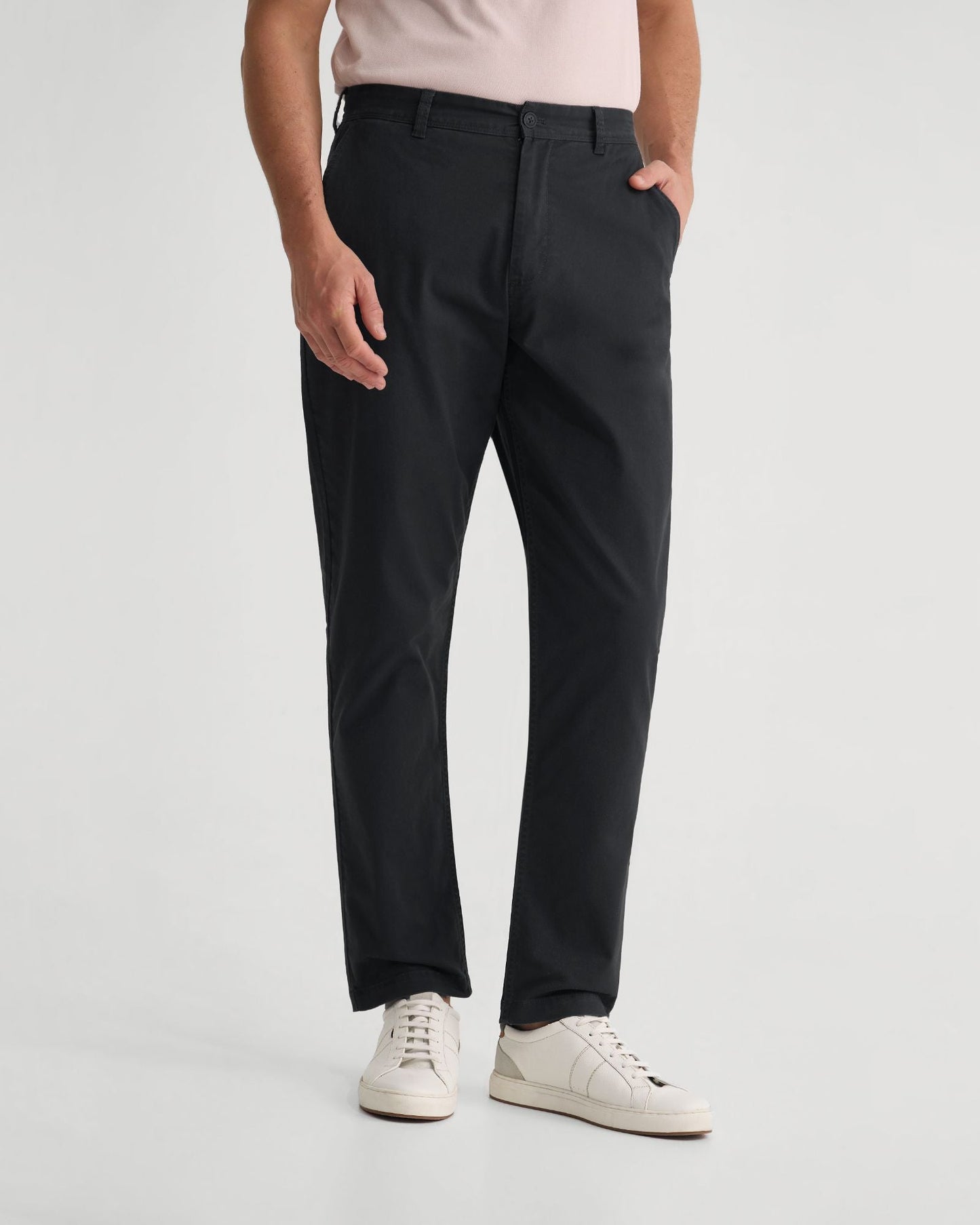 Relaxed Fit Chino