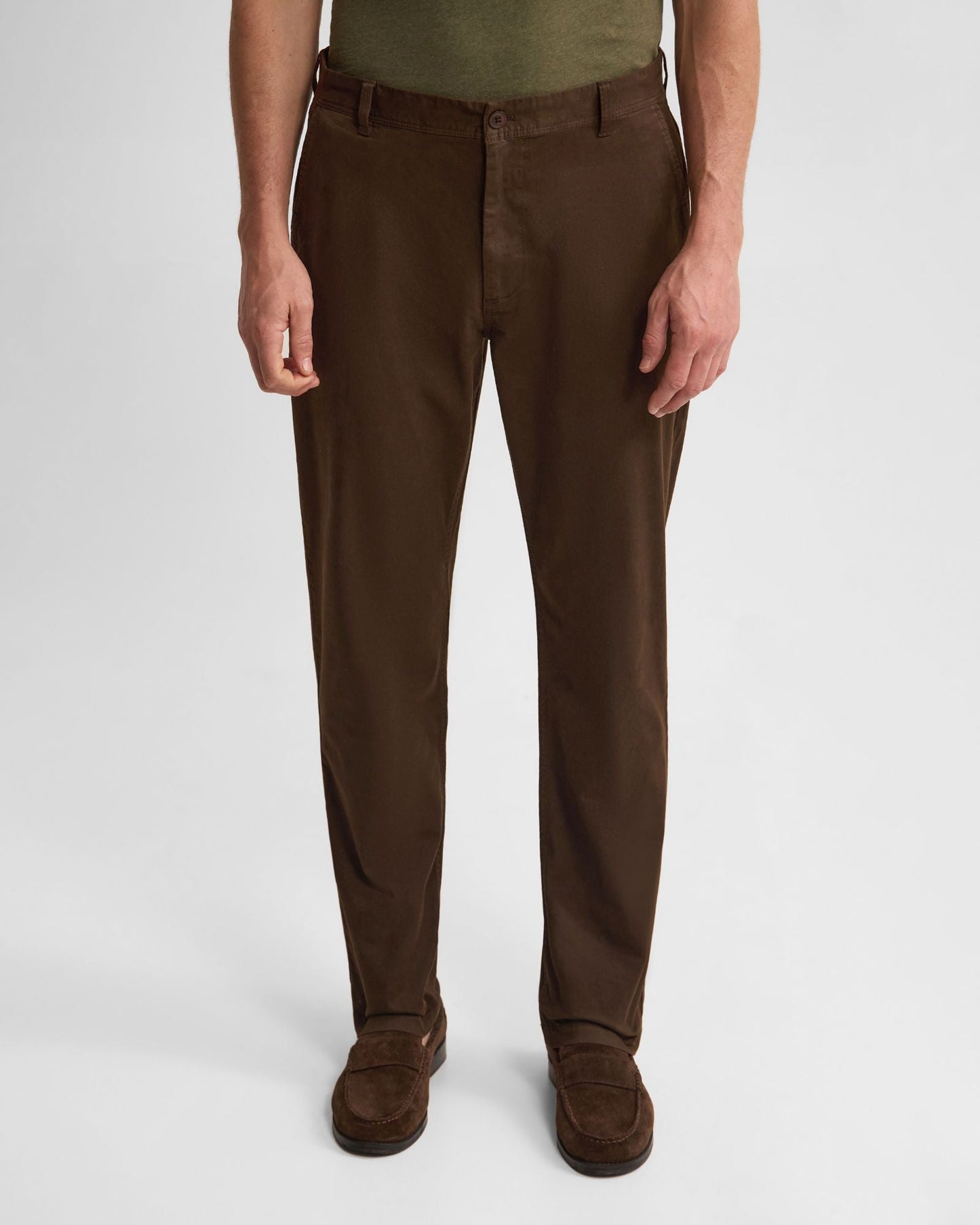 Relaxed Fit Chino