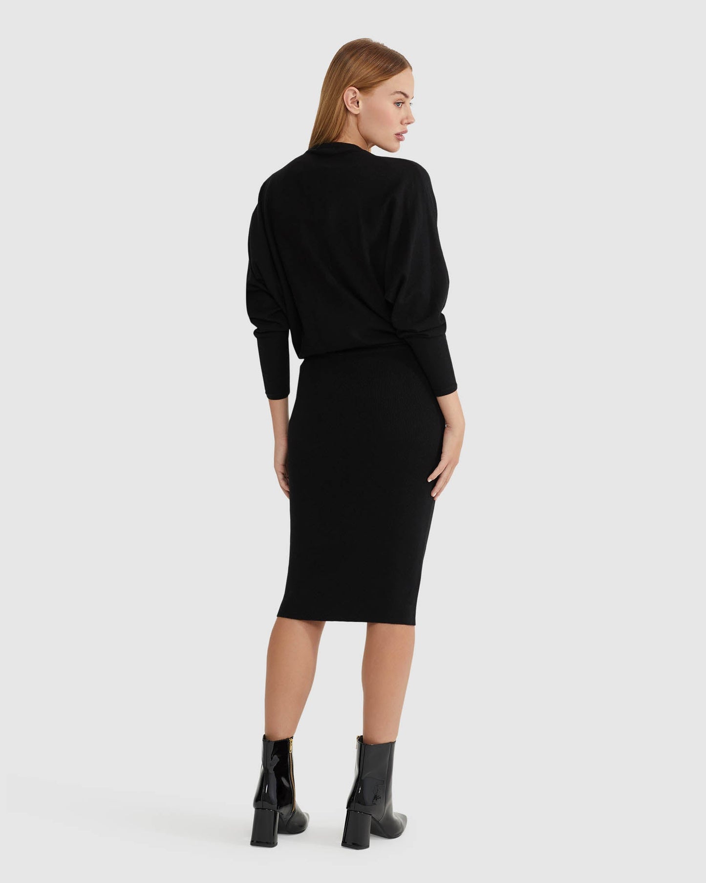 Francesca V-Neck Rib Knitted Dress