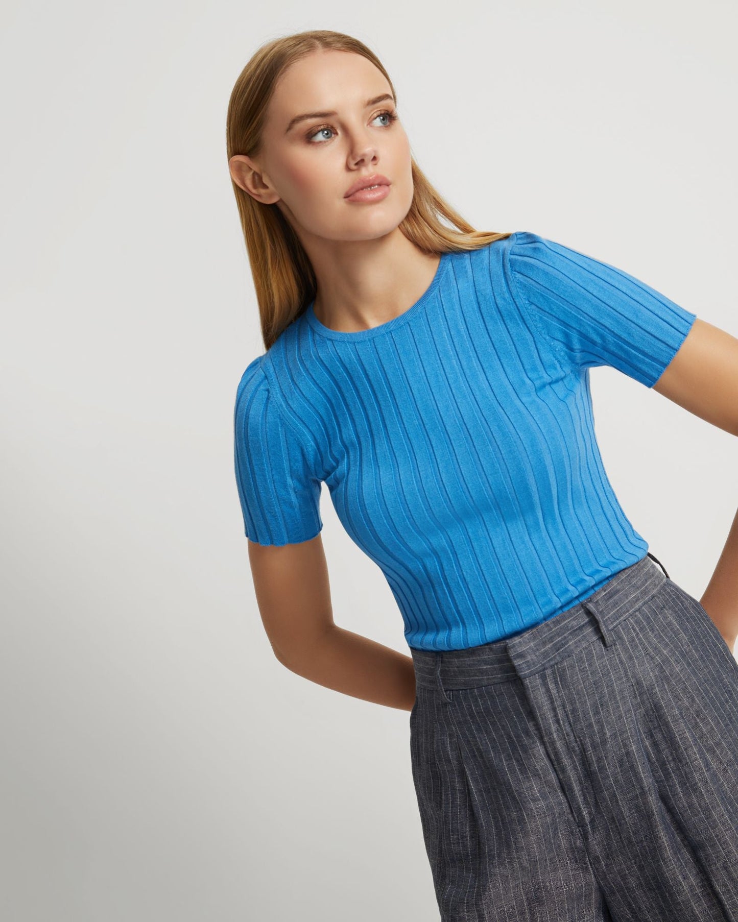 Sasha Crew Neck Short Sleeve Knit Top