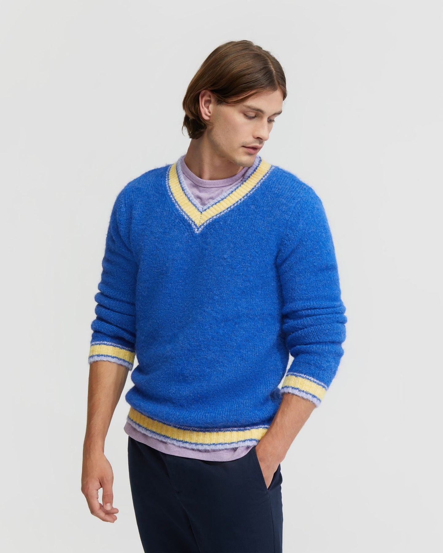 Leo V-Neck Knit