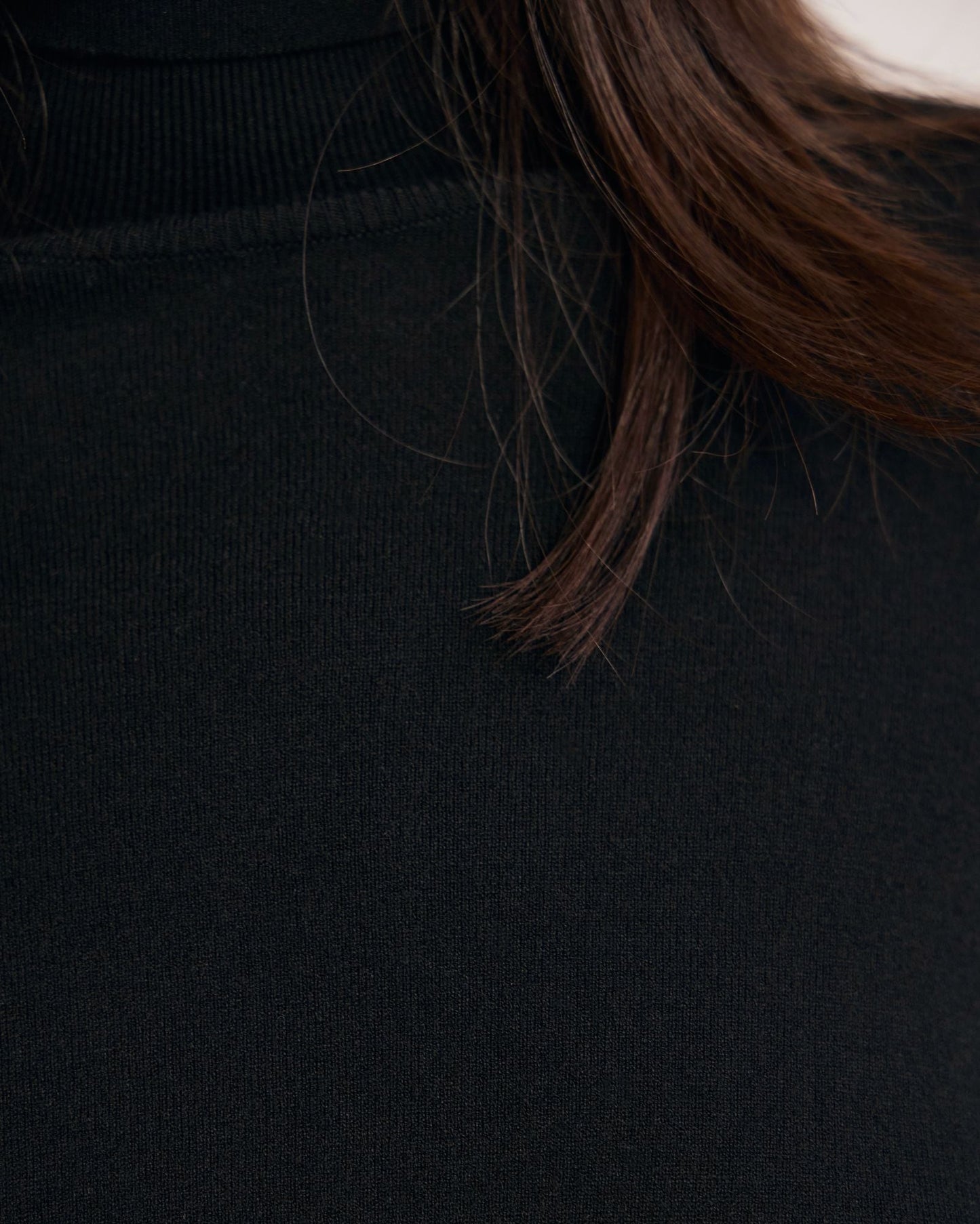 Ela Turtle Neck